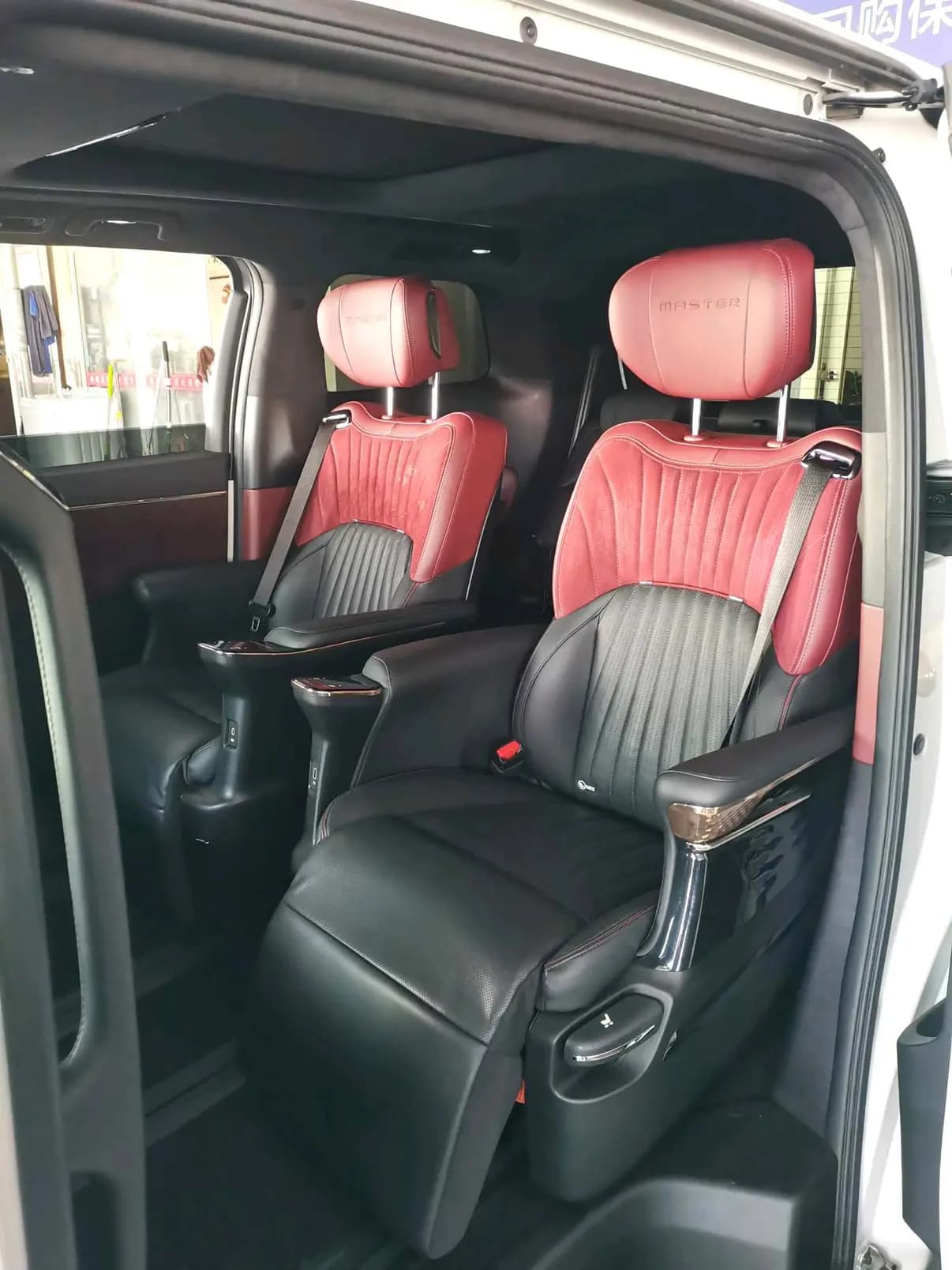 GAC Trumpchi M8 2023 г. 33014 км. — фото 6