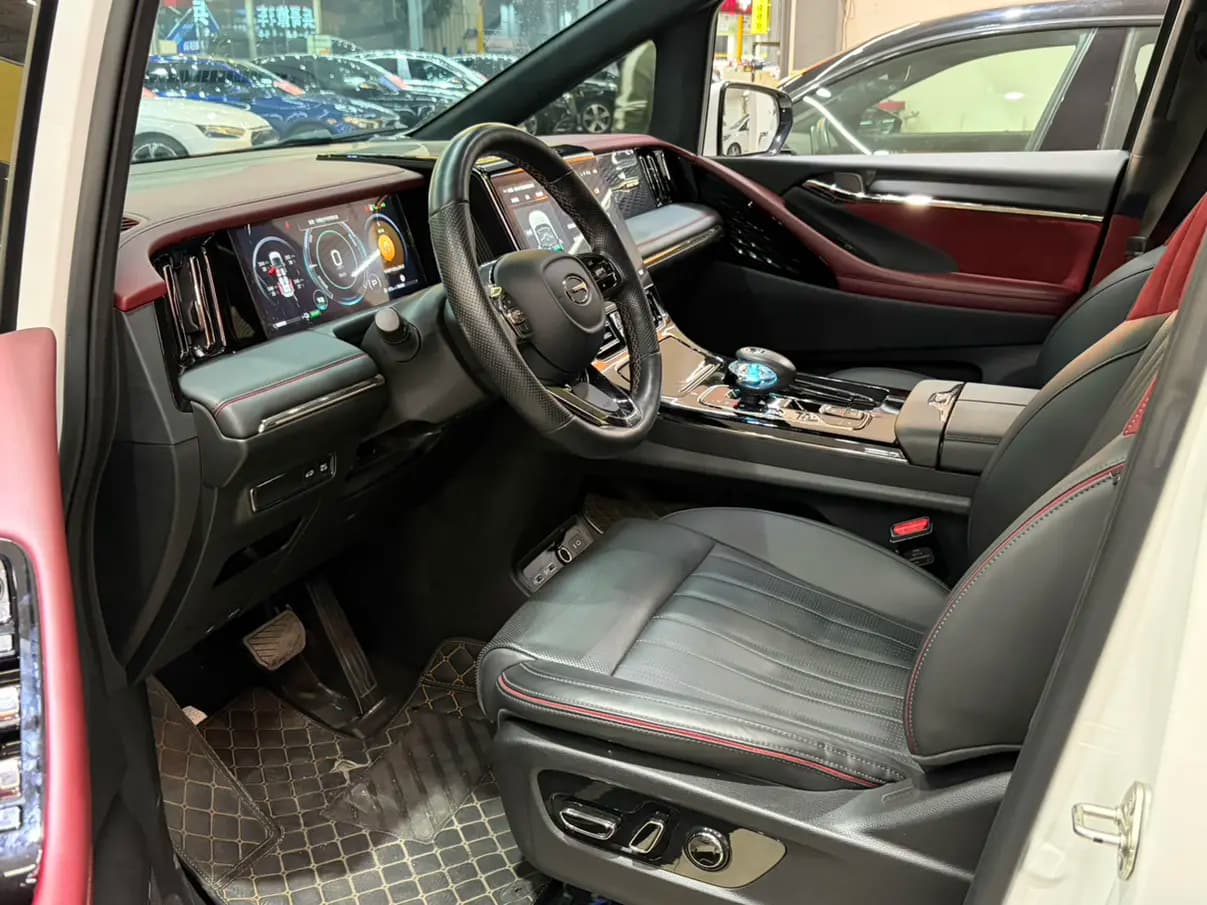 GAC Trumpchi M8 2022 г. 54136 км. — фото 10