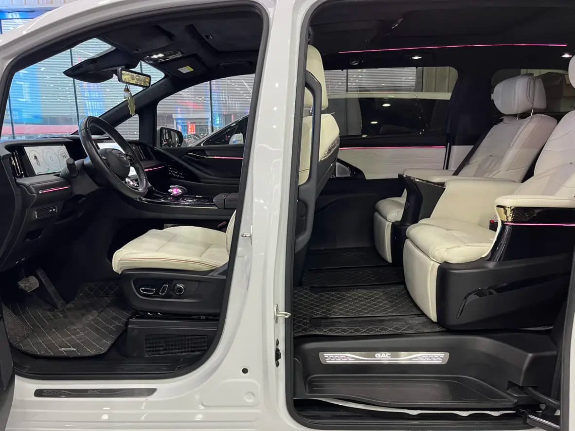 GAC Trumpchi M8 2023 г. 50015 км. — фото 9