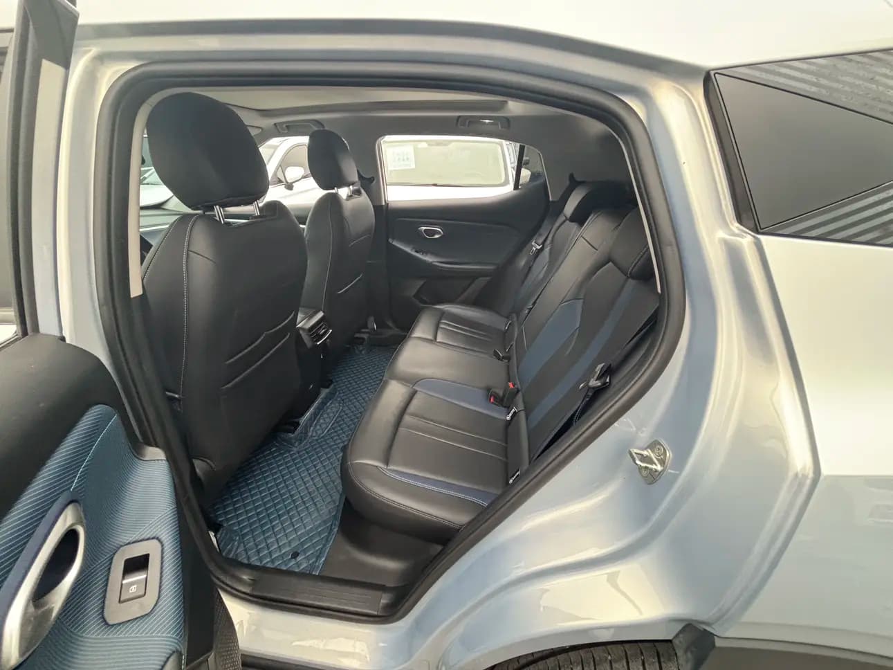 GAC Trumpchi GS3 2023 г. 17017 км. — фото 14