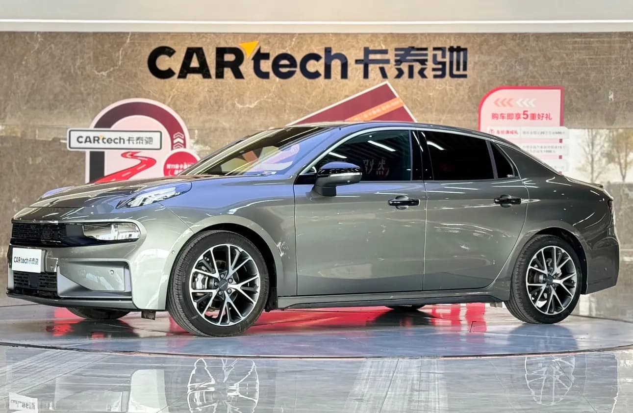 Lynk & Co 03 2022 г. 25144 км.