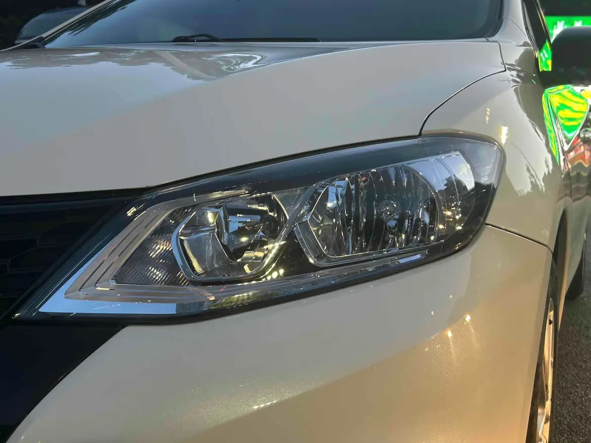 Nissan Tiida 2021 г. 49037 км. — фото 8
