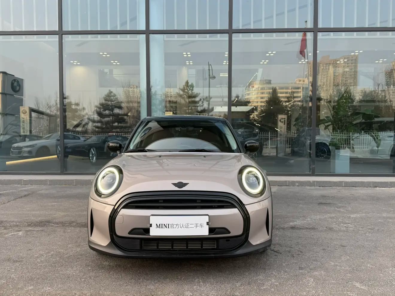 MINI  2022 г. 26000 км. — фото 2