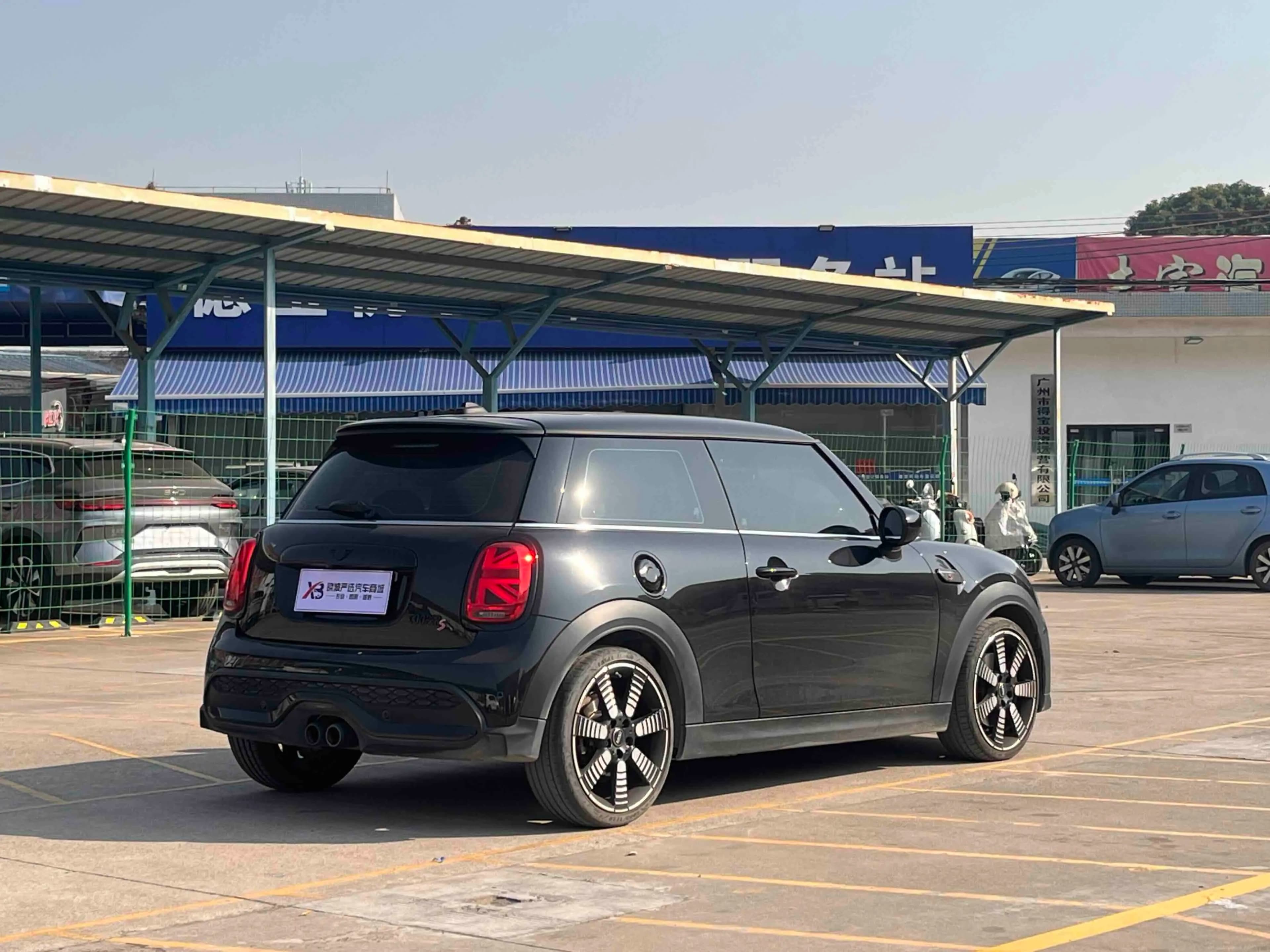 MINI  2023 г. 36000 км. — фото 7