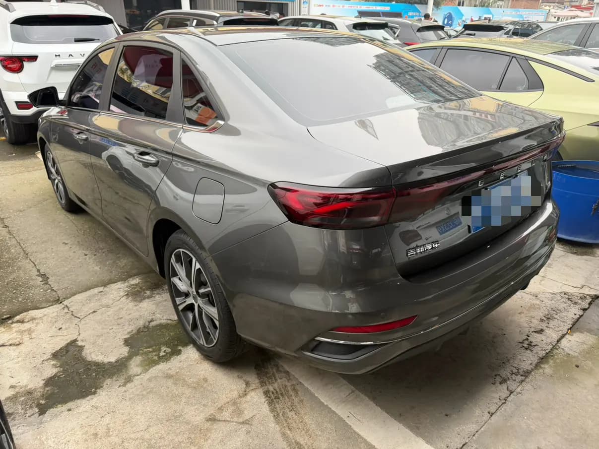 Geely Emgrand 2022 г. 28082 км. — фото 3
