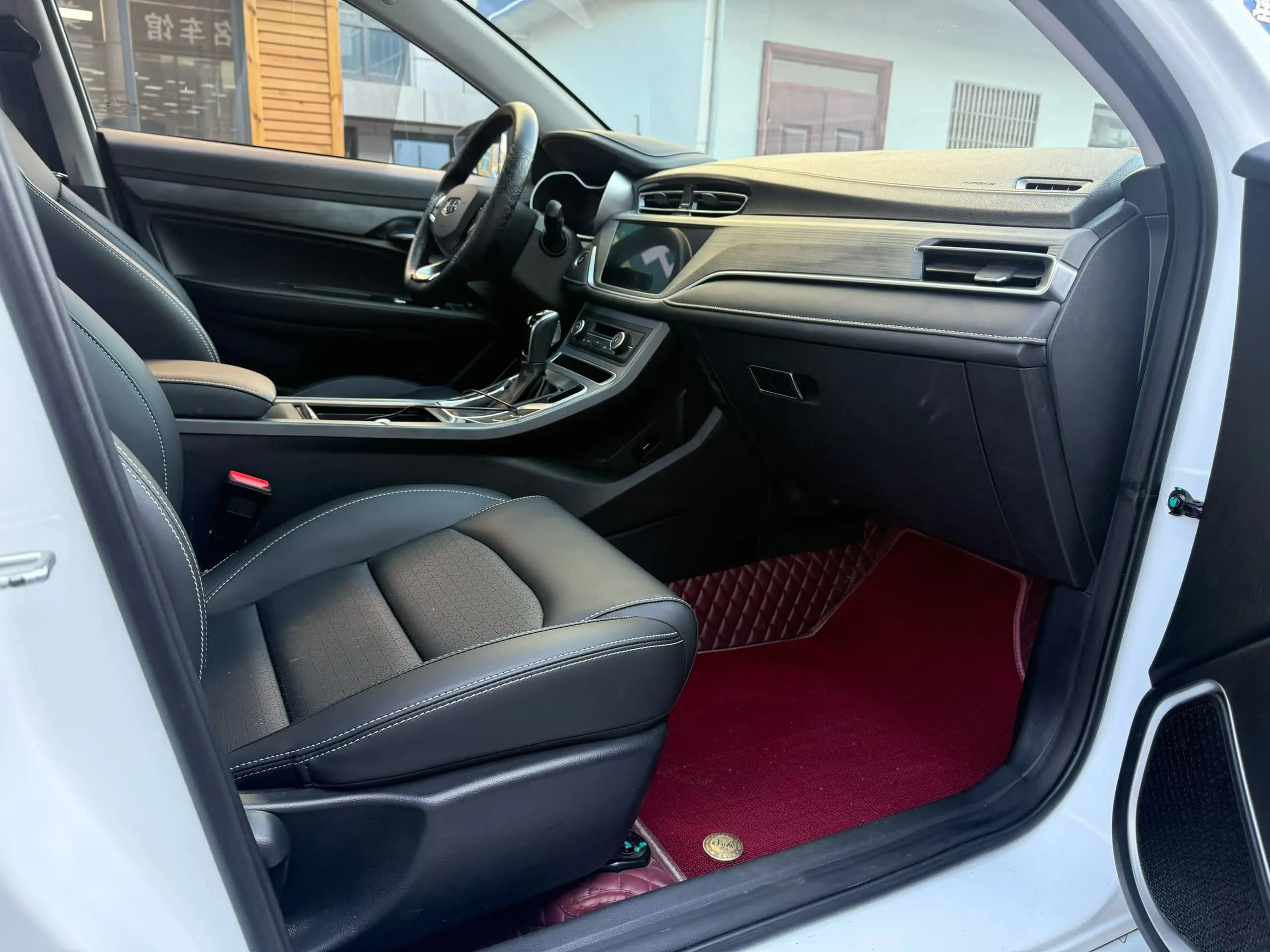 Geely Emgrand 2022 г. 43083 км. — фото 4