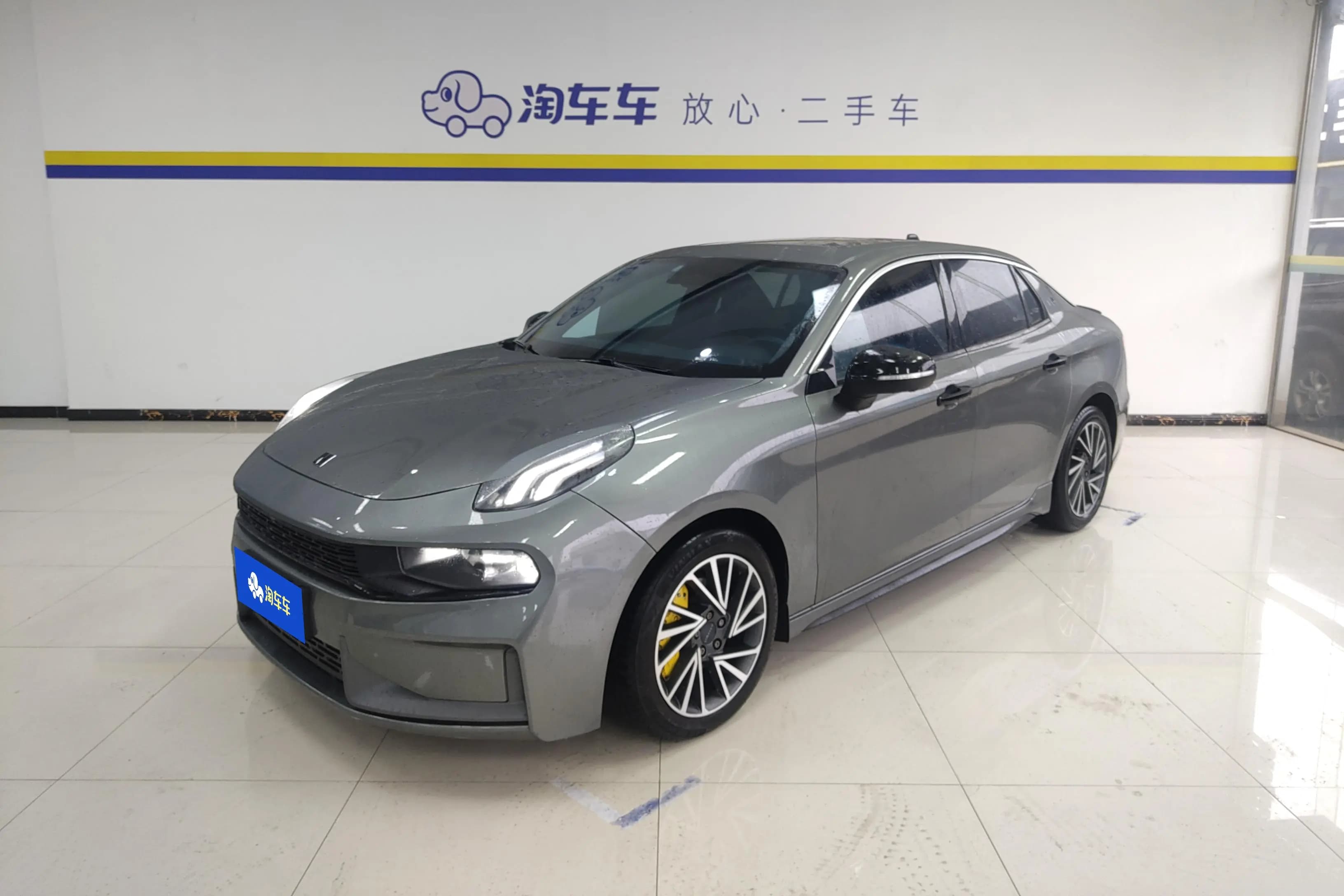 Lynk & Co 03 2022 г. 35116 км.