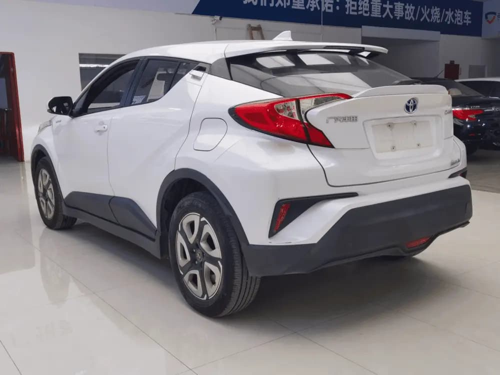 Toyota C-HR EV 2022 г. 119577 км. — фото 4