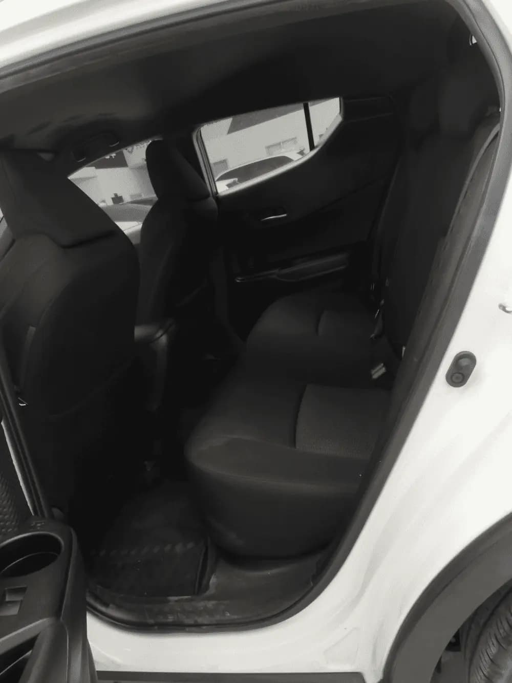 Toyota C-HR EV 2022 г. 119577 км. — фото 9