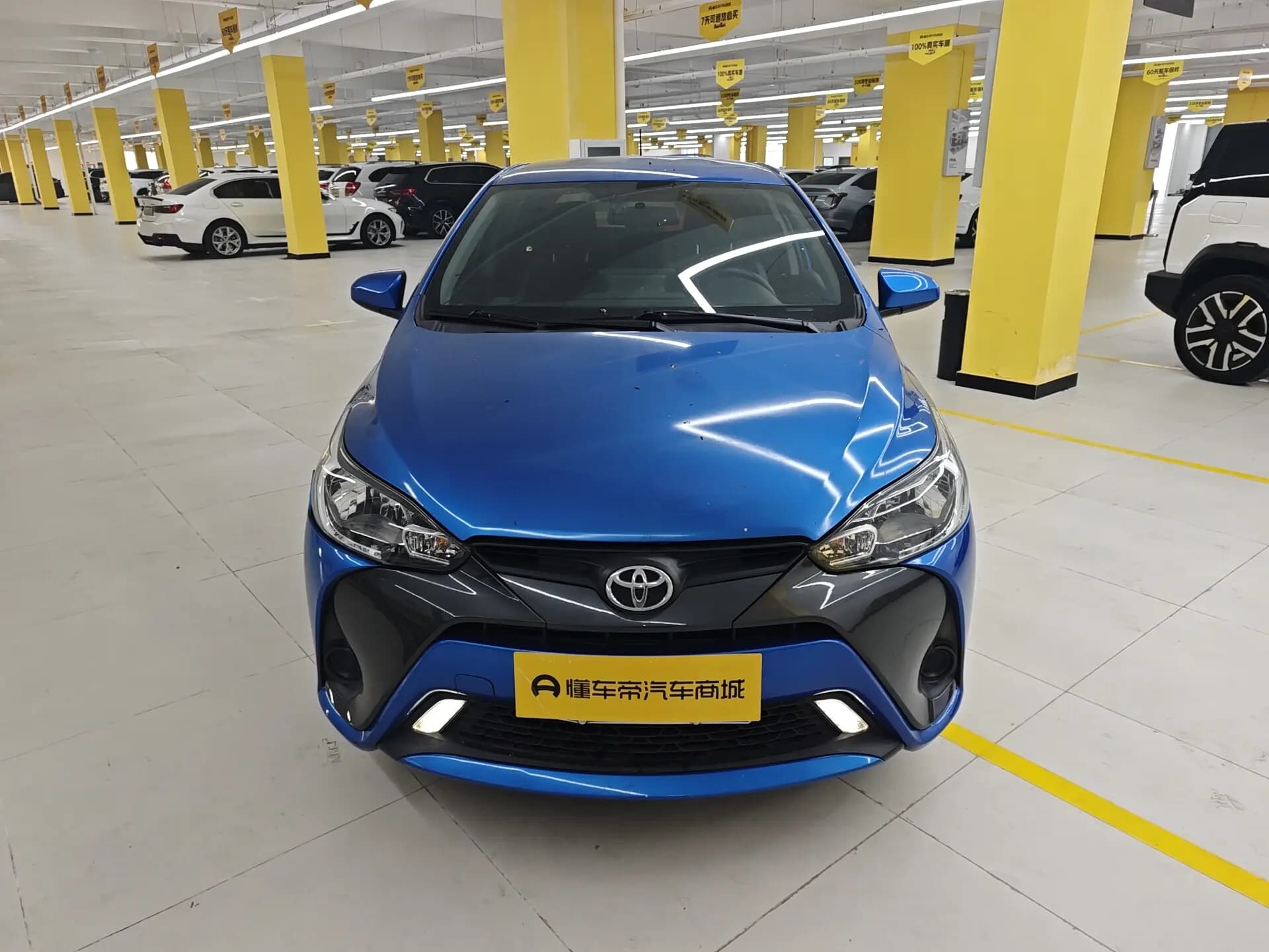 Toyota Yaris L 2021 г. 70619 км. — фото 2
