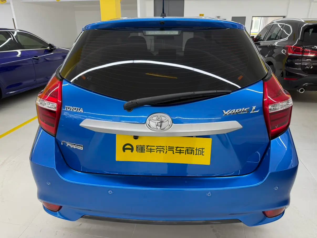 Toyota Yaris L 2021 г. 70619 км. — фото 5