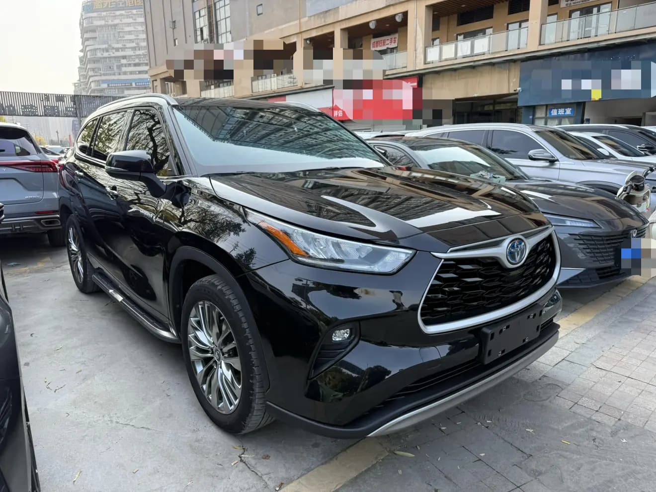 Toyota Highlander 2023 г. 18138 км. — фото 3
