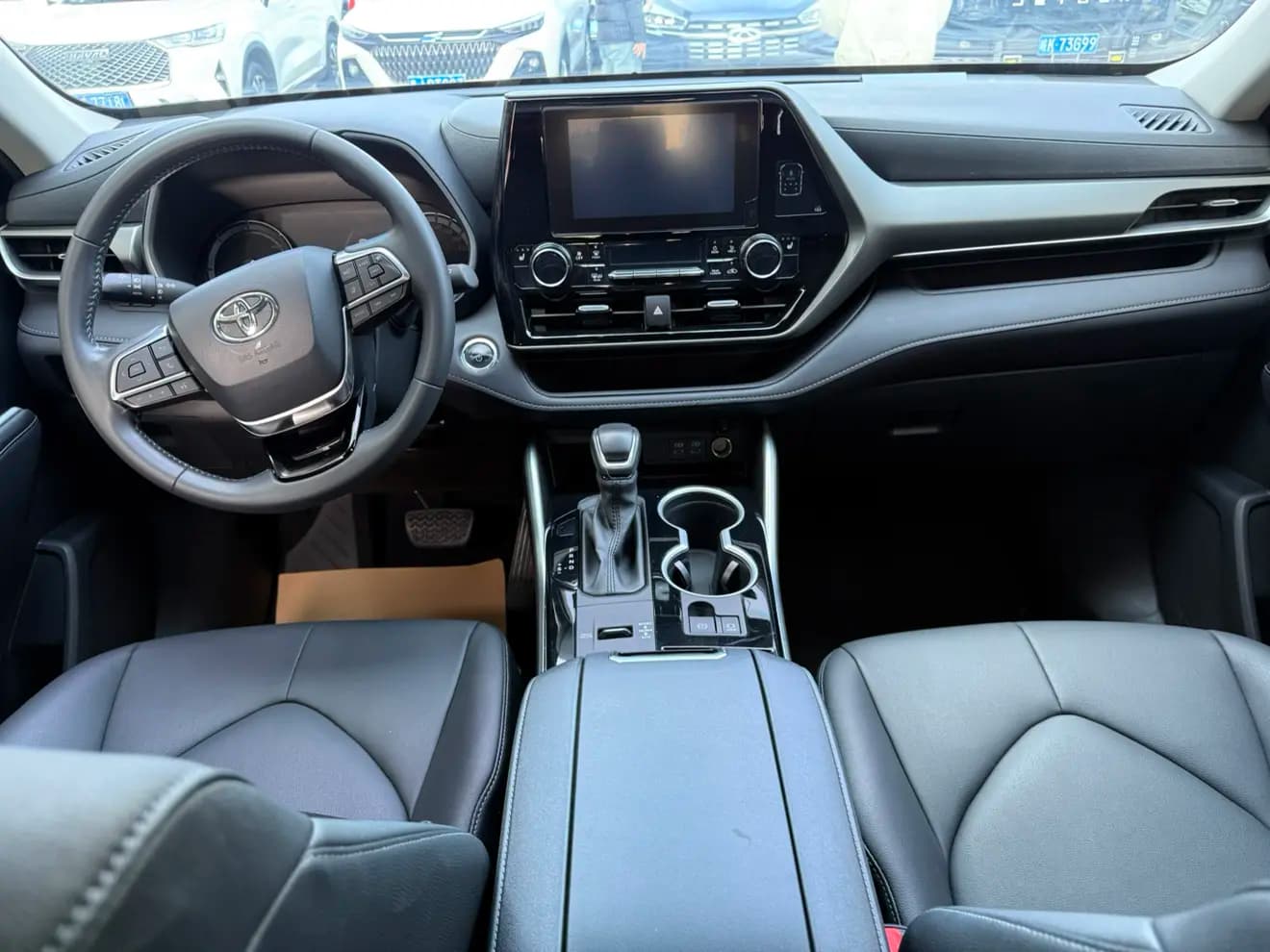 Toyota Highlander 2023 г. 18138 км. — фото 6