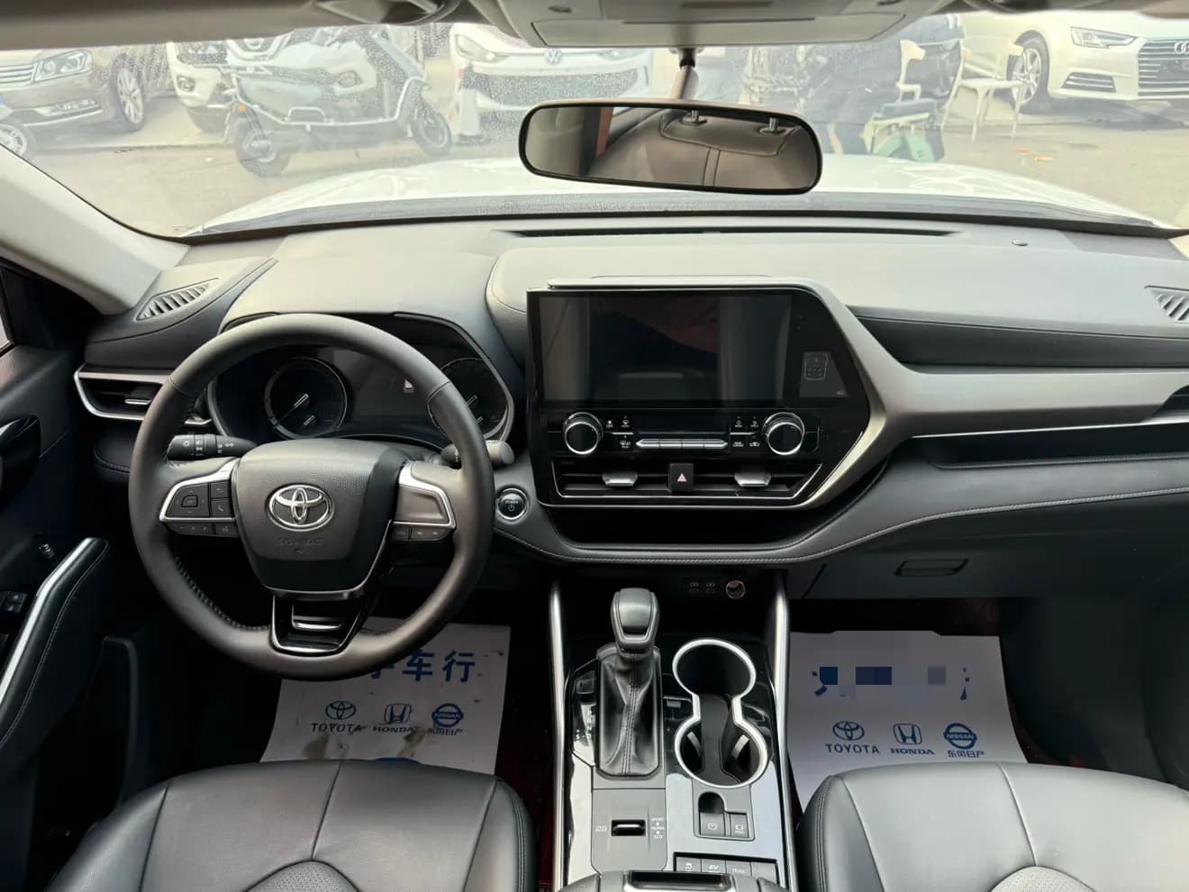 Toyota Highlander 2023 г. 27139 км. — фото 7