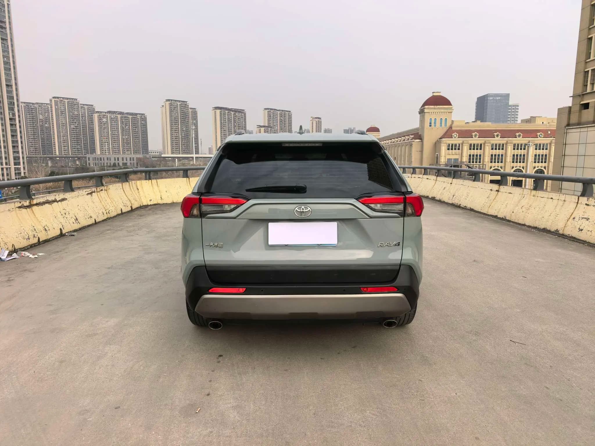 Toyota RAV4 2021 г. 51610 км. — фото 6