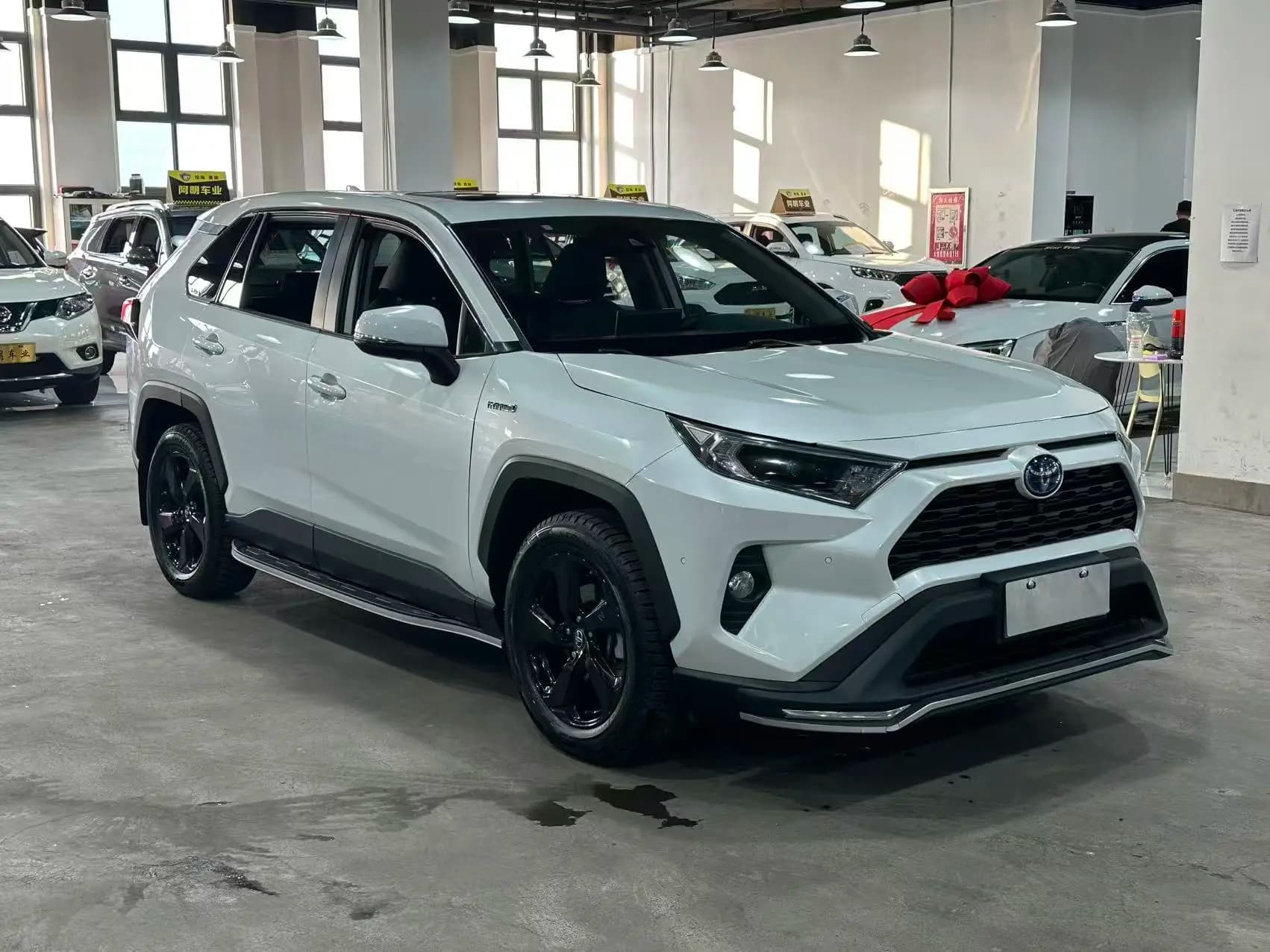 Toyota RAV4 2022 г. 54113 км. — фото 3