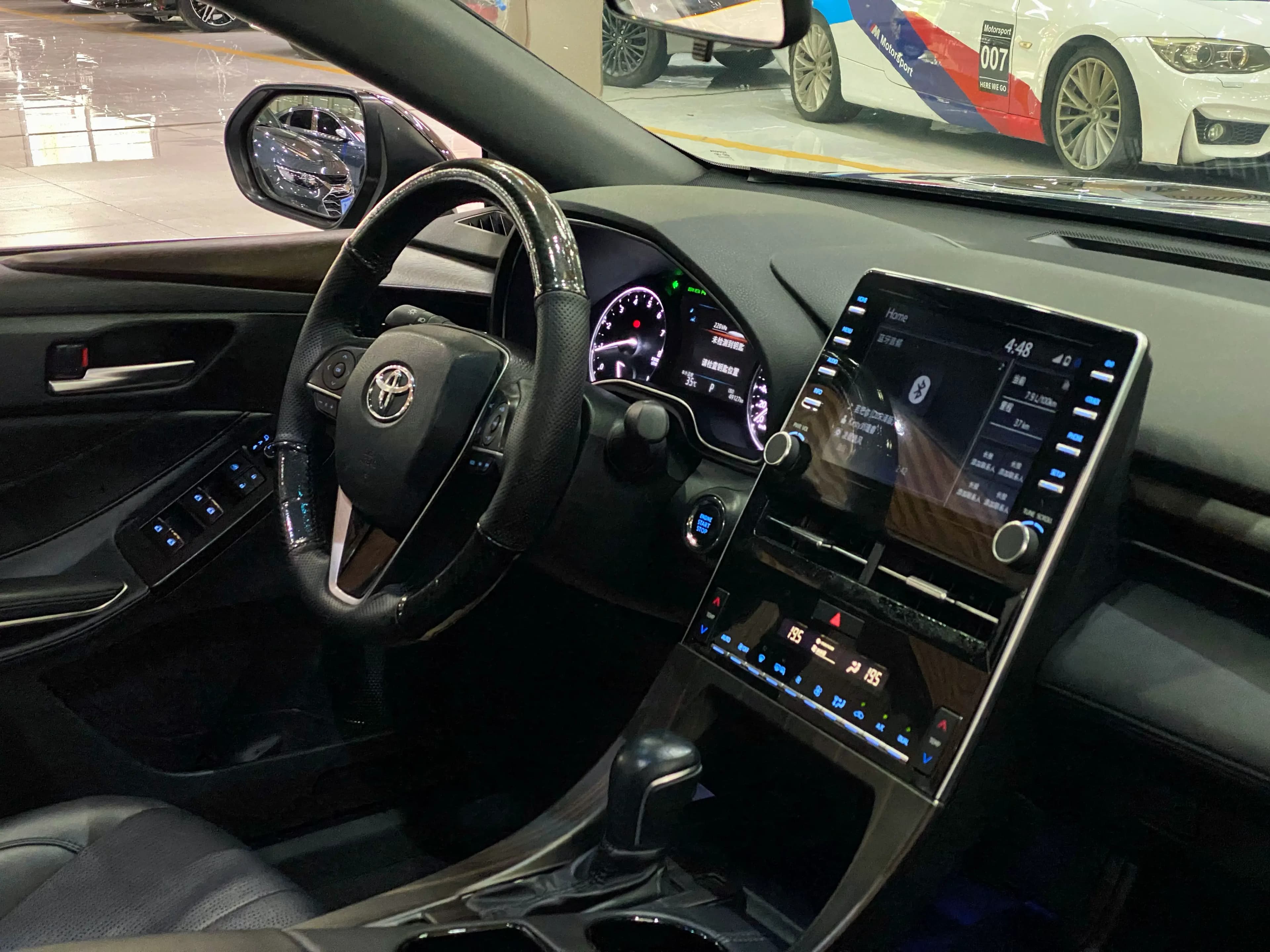 Toyota Avalon 2022 г. 49133 км. — фото 9