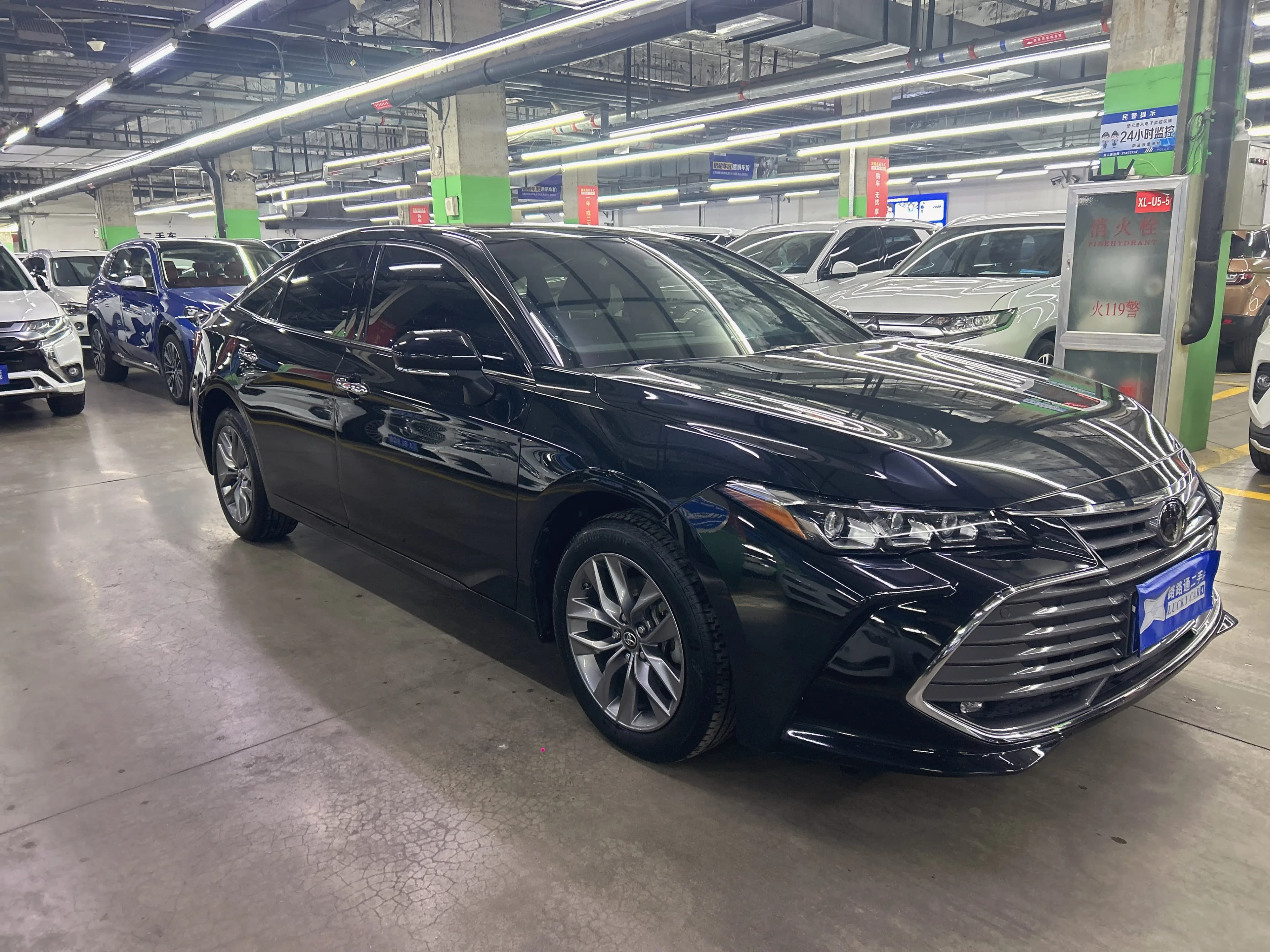 Toyota Avalon 2021 г. 62836 км. — фото 3