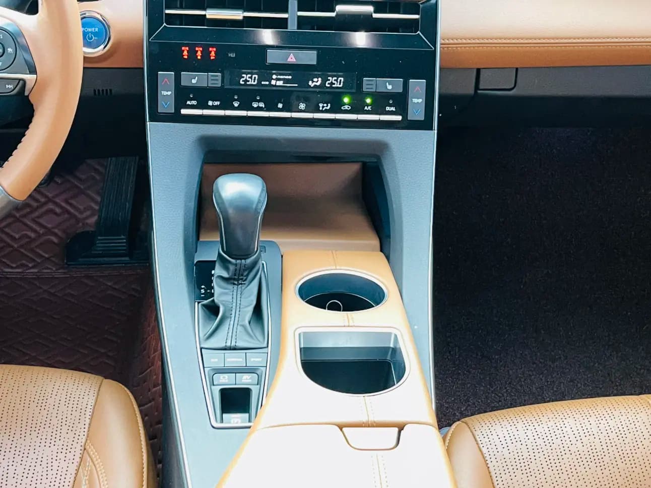 Toyota Avalon 2022 г. 68138 км. — фото 15