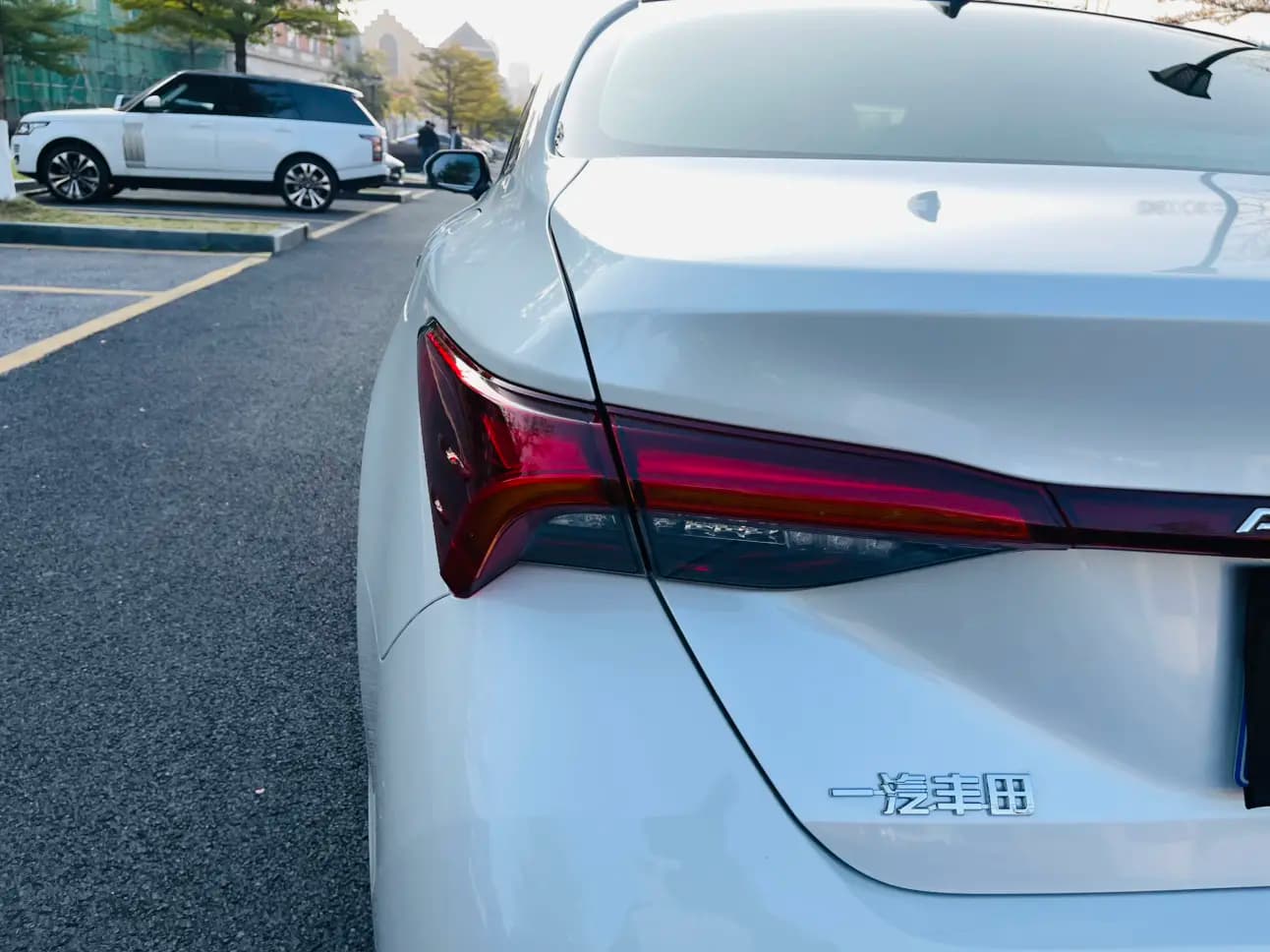 Toyota Avalon 2022 г. 68138 км. — фото 7