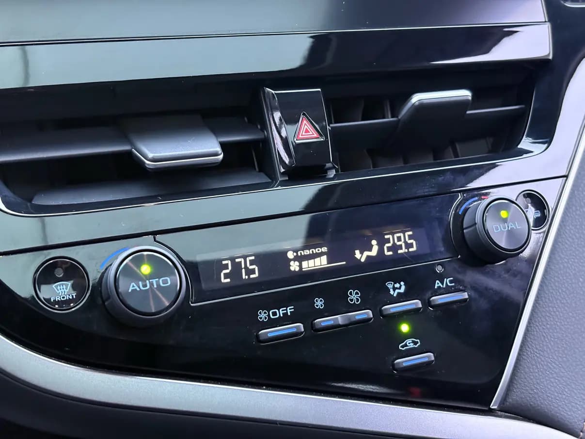 Toyota Camry 2022 г. 17000 км. — фото 13
