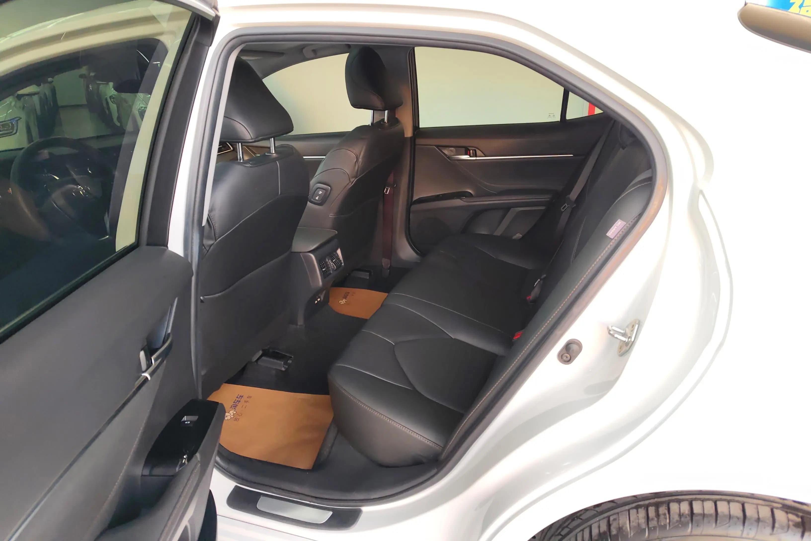 Toyota Camry 2021 г. 39500 км. — фото 15