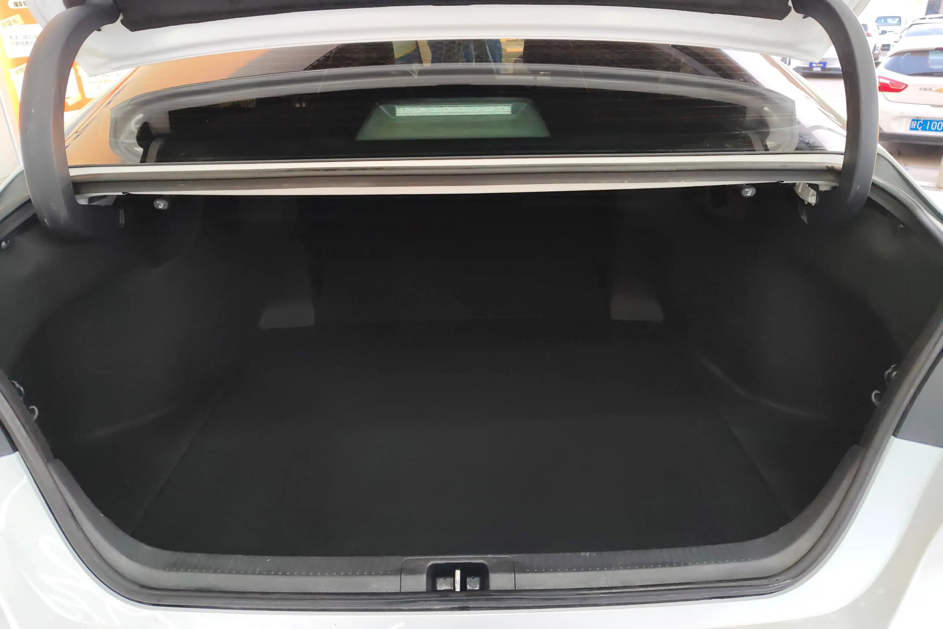 Toyota Camry 2021 г. 39500 км. — фото 16