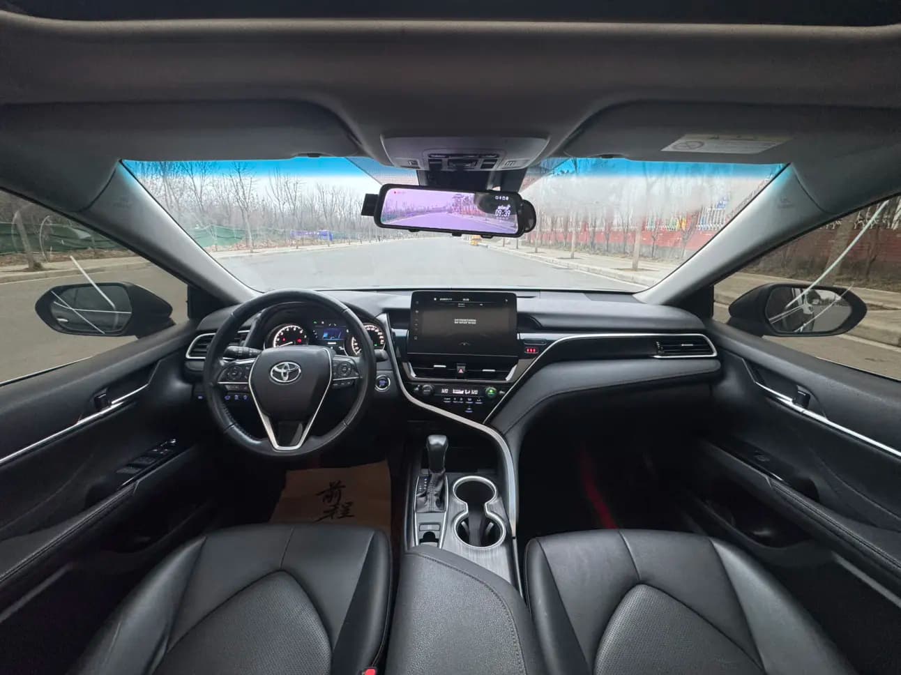 Toyota Camry 2023 г. 86000 км. — фото 7