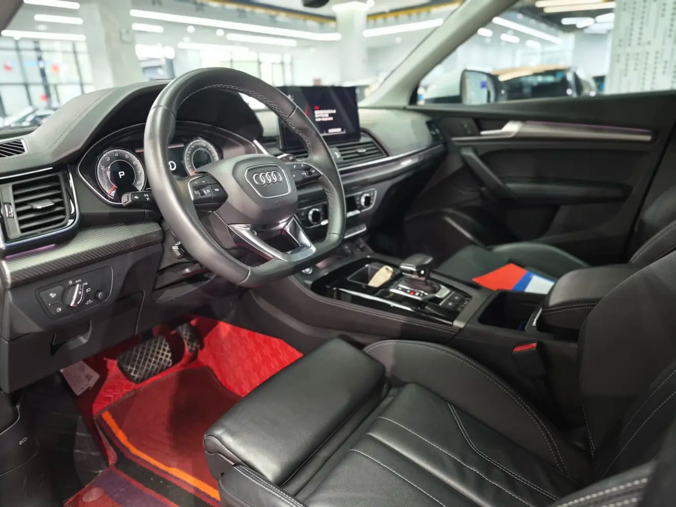 Audi Q5L 2021 г. 54128 км. — фото 14