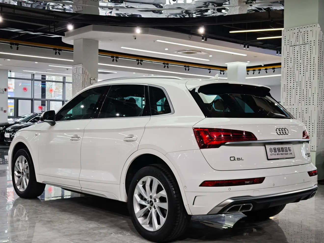 Audi Q5L 2021 г. 54128 км. — фото 4