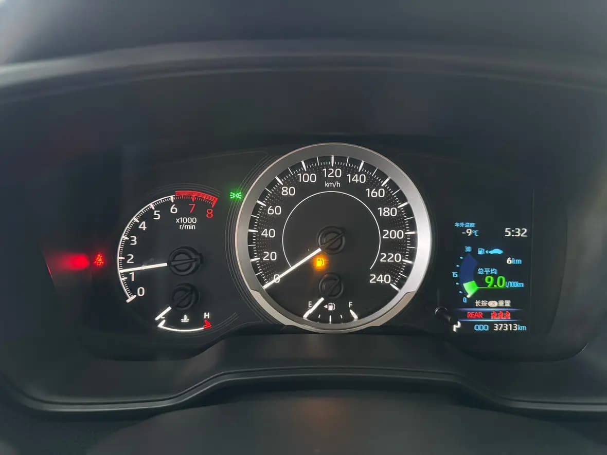 Toyota Corolla 2021 г. 37000 км. — фото 11