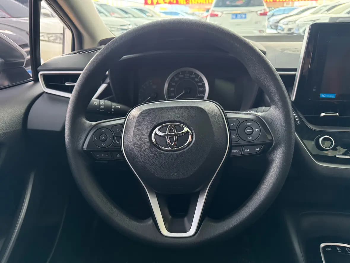 Toyota Corolla 2021 г. 37000 км. — фото 12