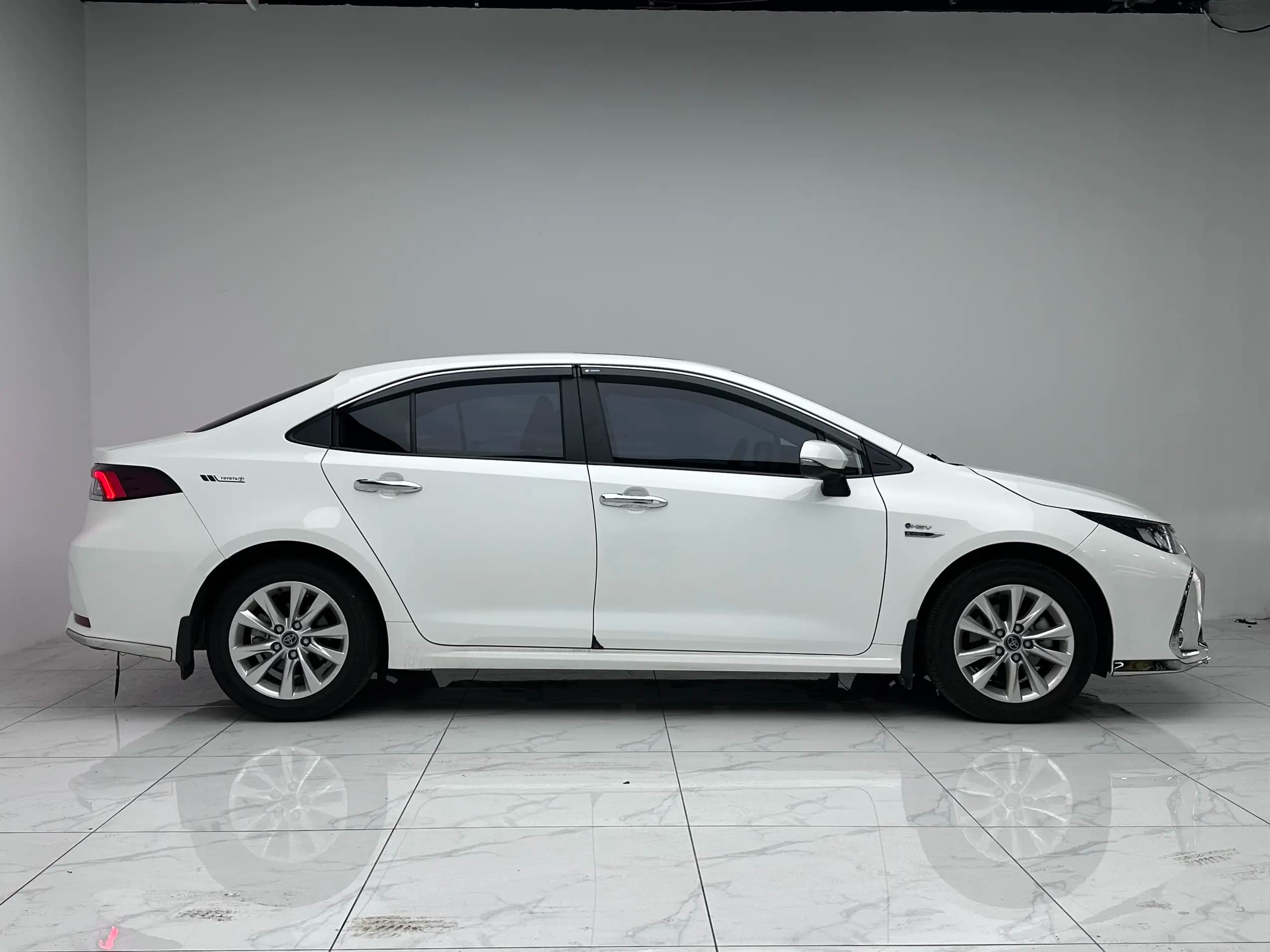 Toyota Corolla 2024 г. 4300 км. — фото 5