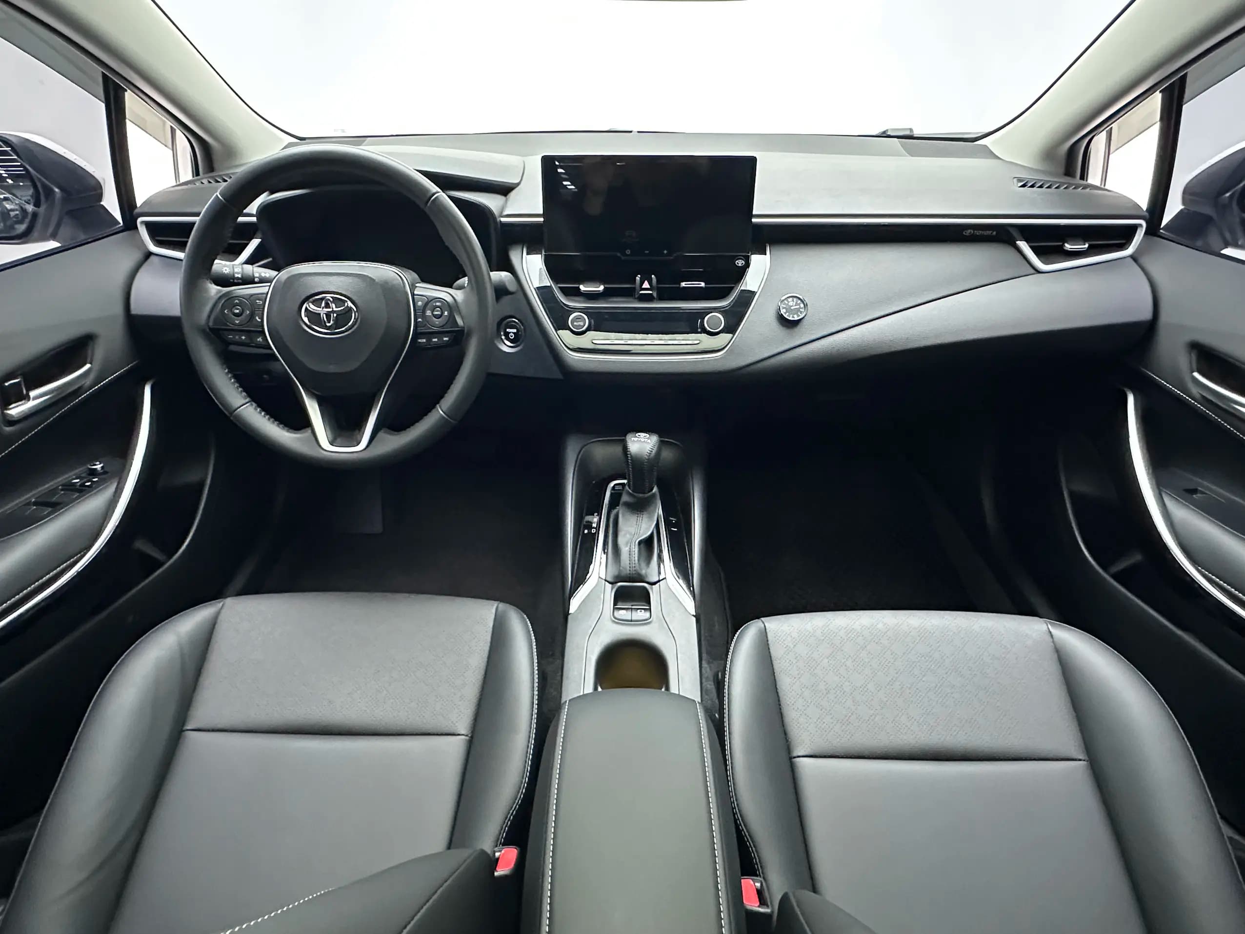 Toyota Corolla 2024 г. 4300 км. — фото 10