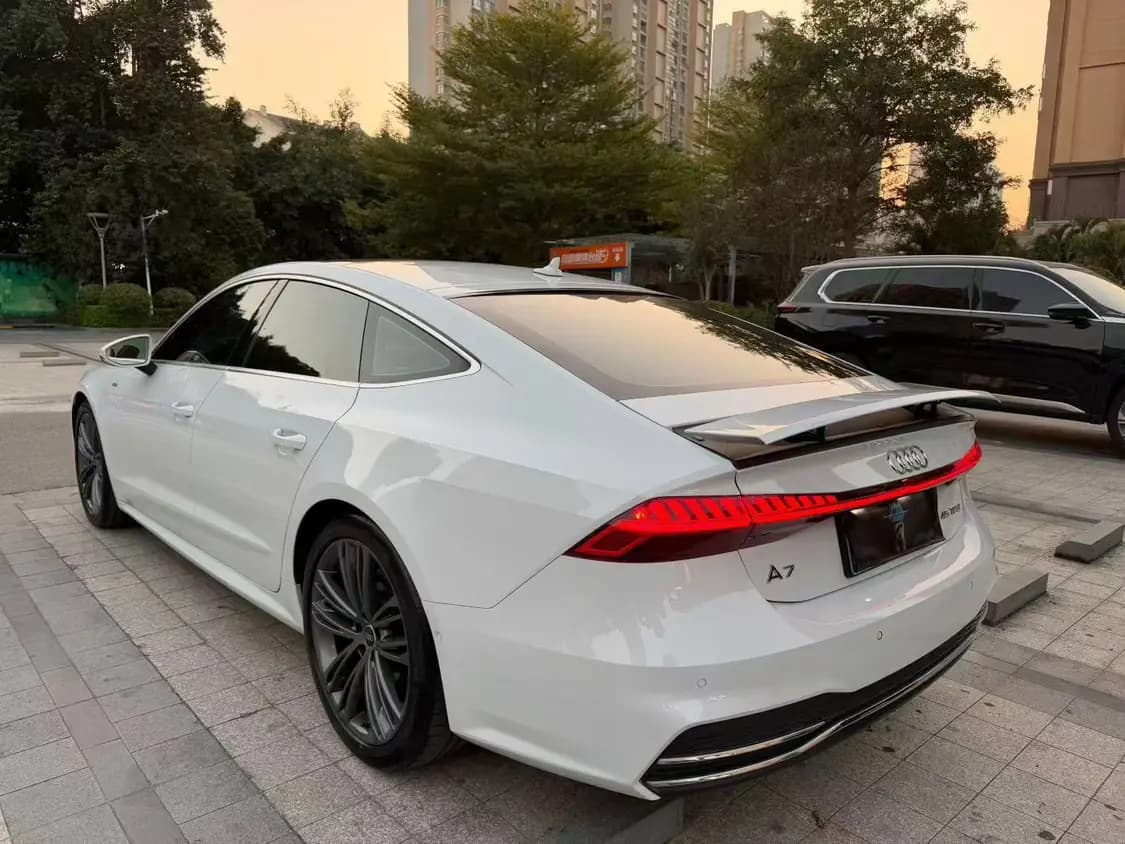 Audi A7 2022 г. 40085 км. — фото 4