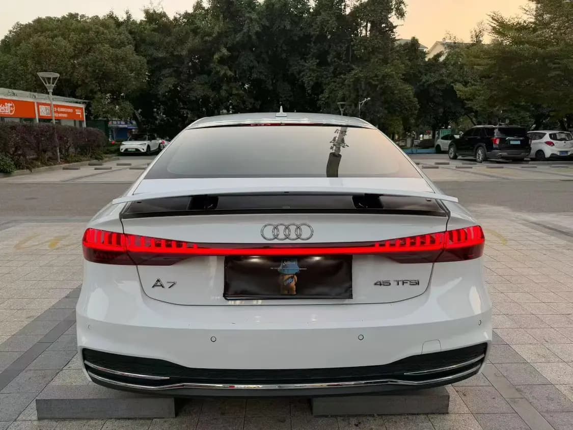 Audi A7 2022 г. 40085 км. — фото 5