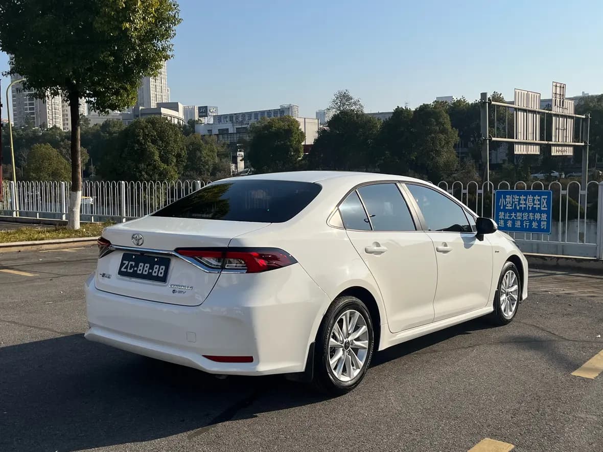 Toyota Corolla 2025 г. 9145 км. — фото 4
