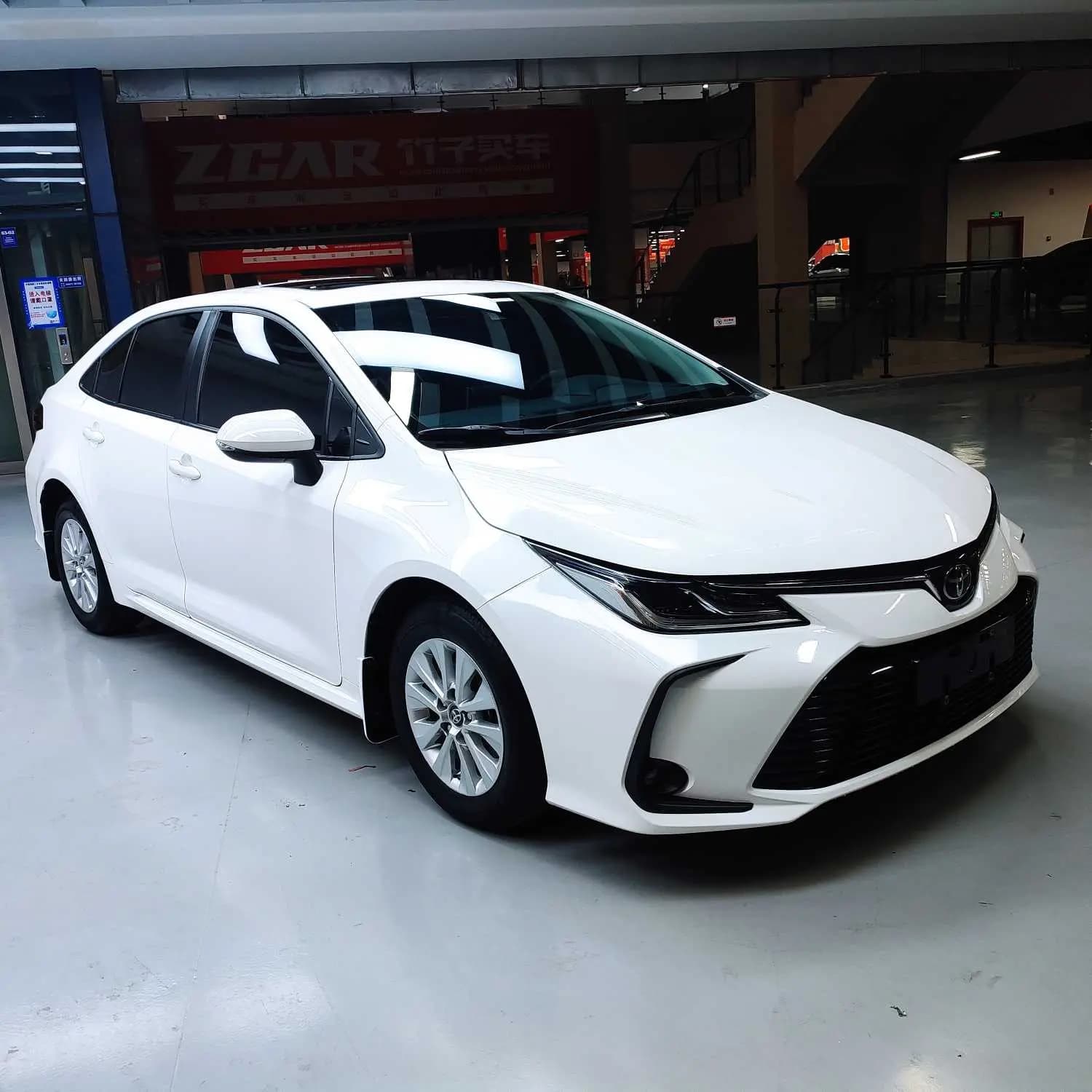 Toyota Corolla 2022 г. 37947 км. — фото 3