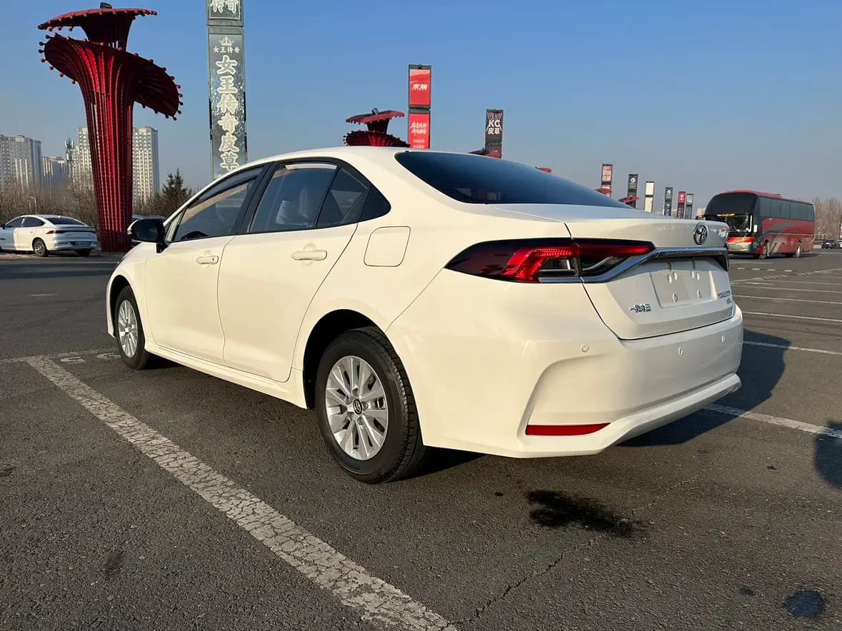 Toyota Corolla 2022 г. 26148 км. — фото 4