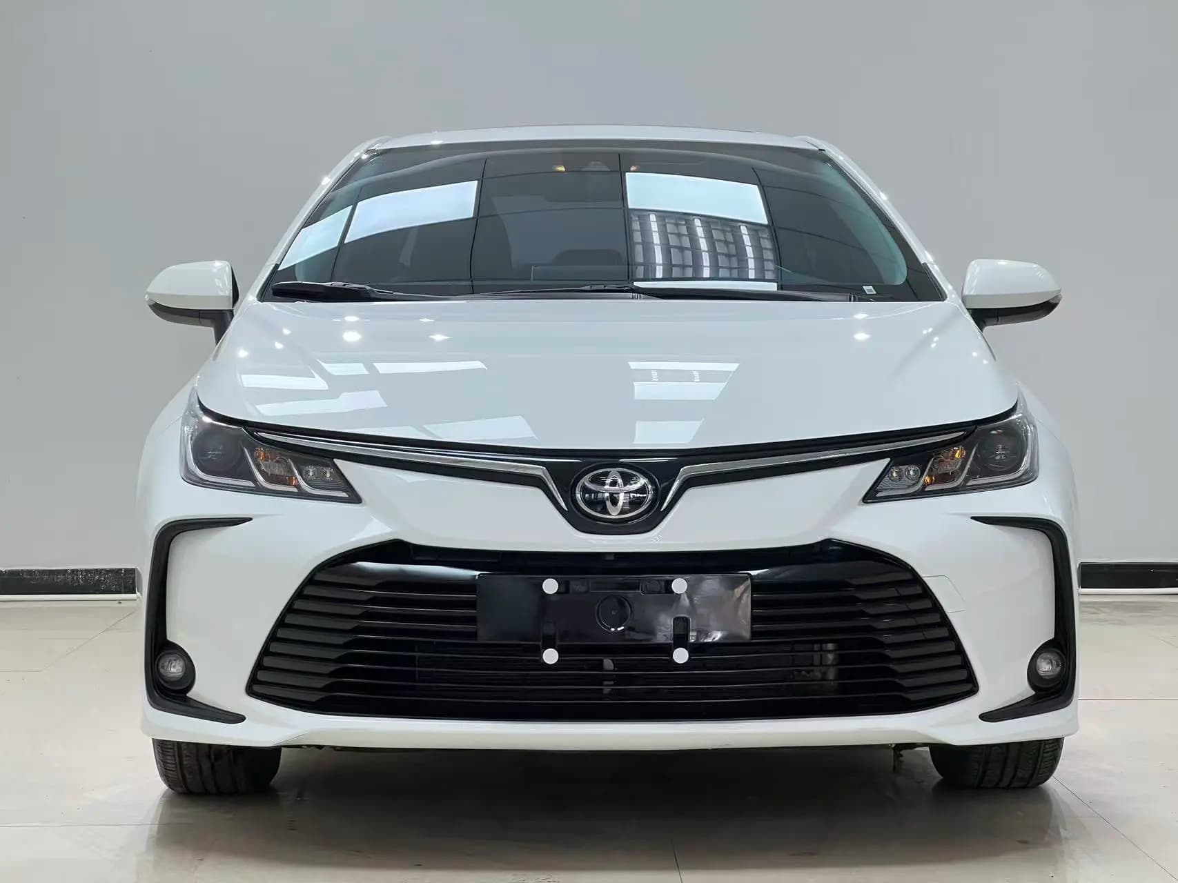Toyota Corolla 2022 г. 35001 км. — фото 2