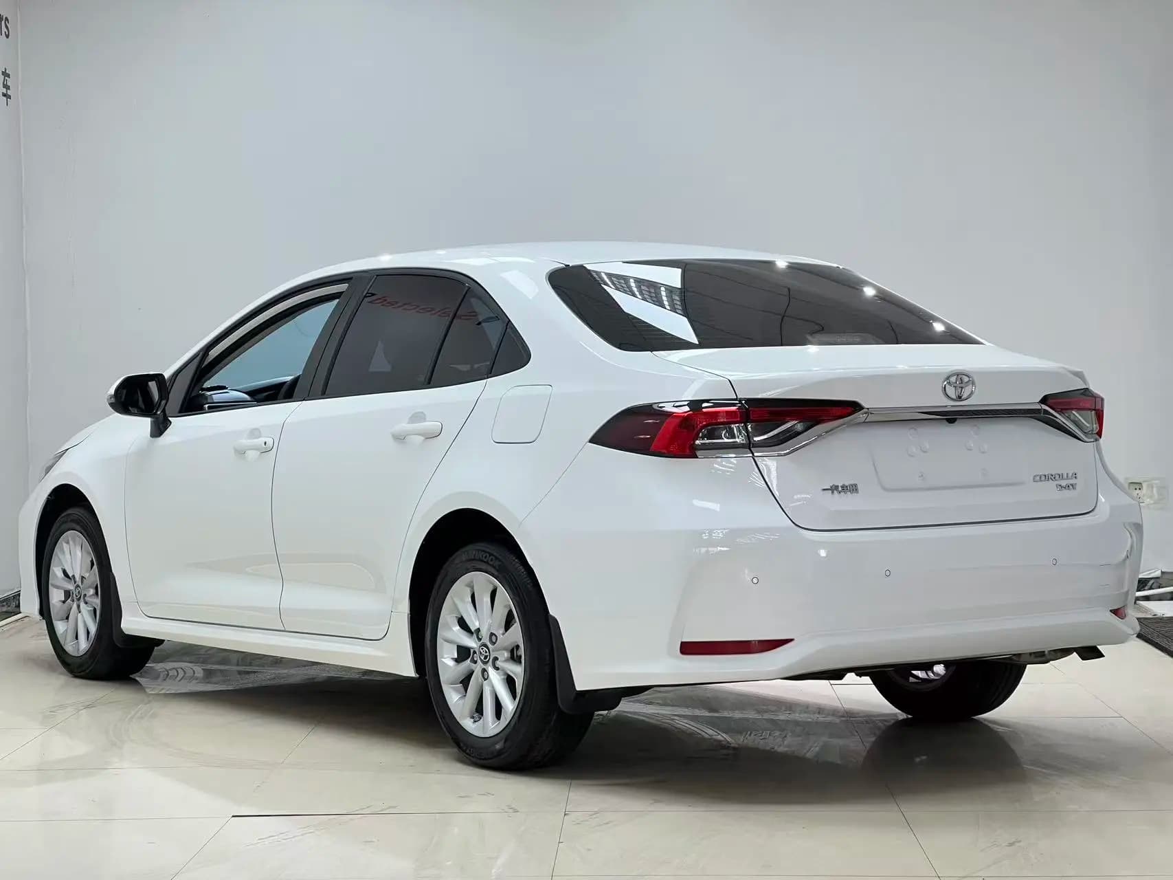 Toyota Corolla 2022 г. 35001 км. — фото 4