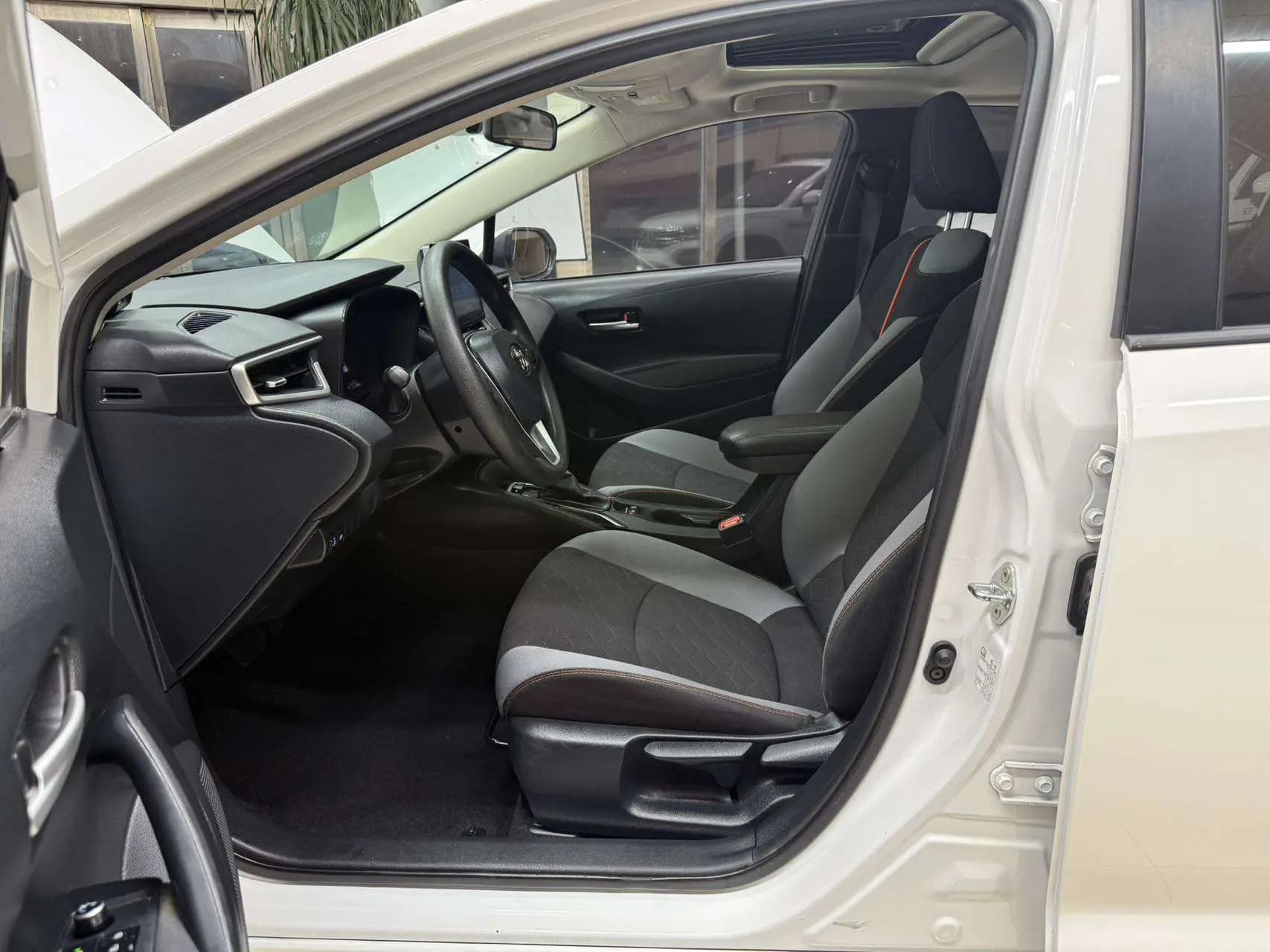 Toyota Corolla 2021 г. 44002 км. — фото 12