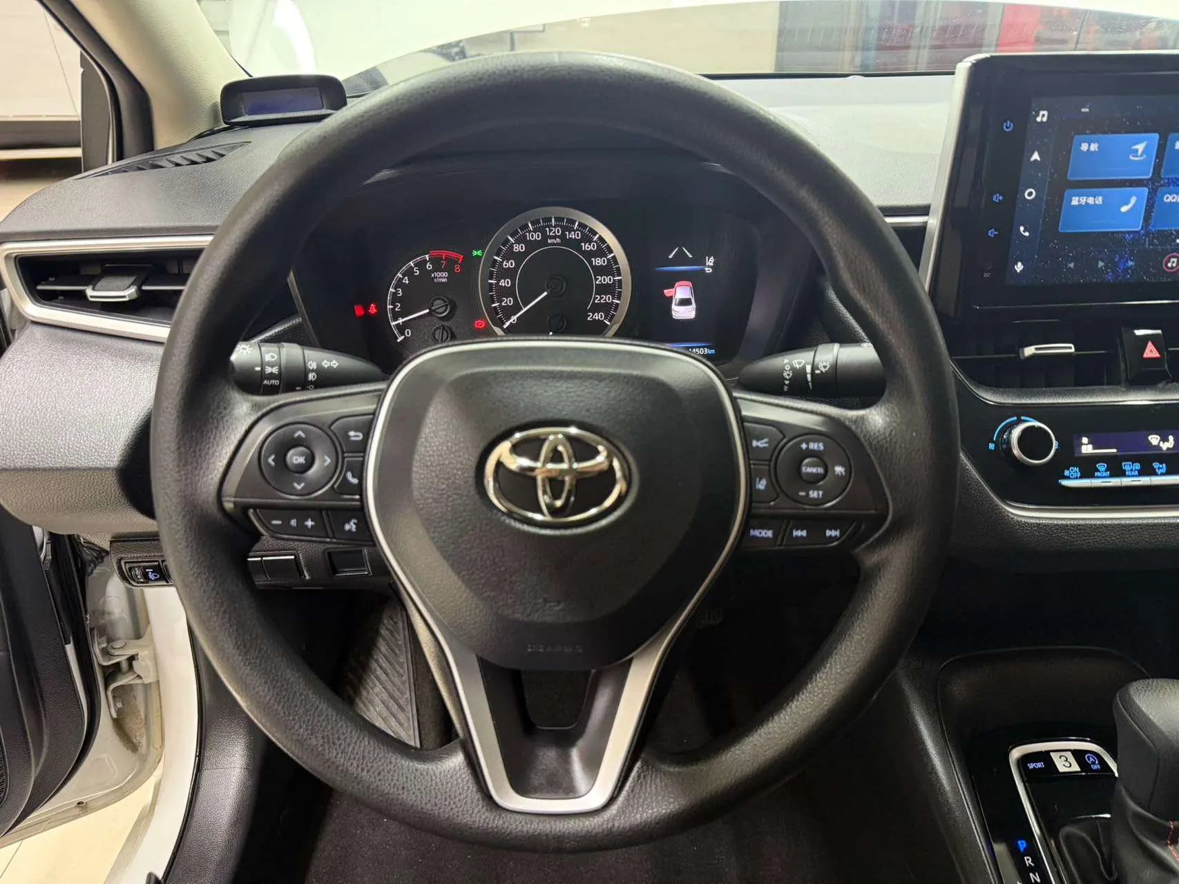 Toyota Corolla 2021 г. 44002 км. — фото 9