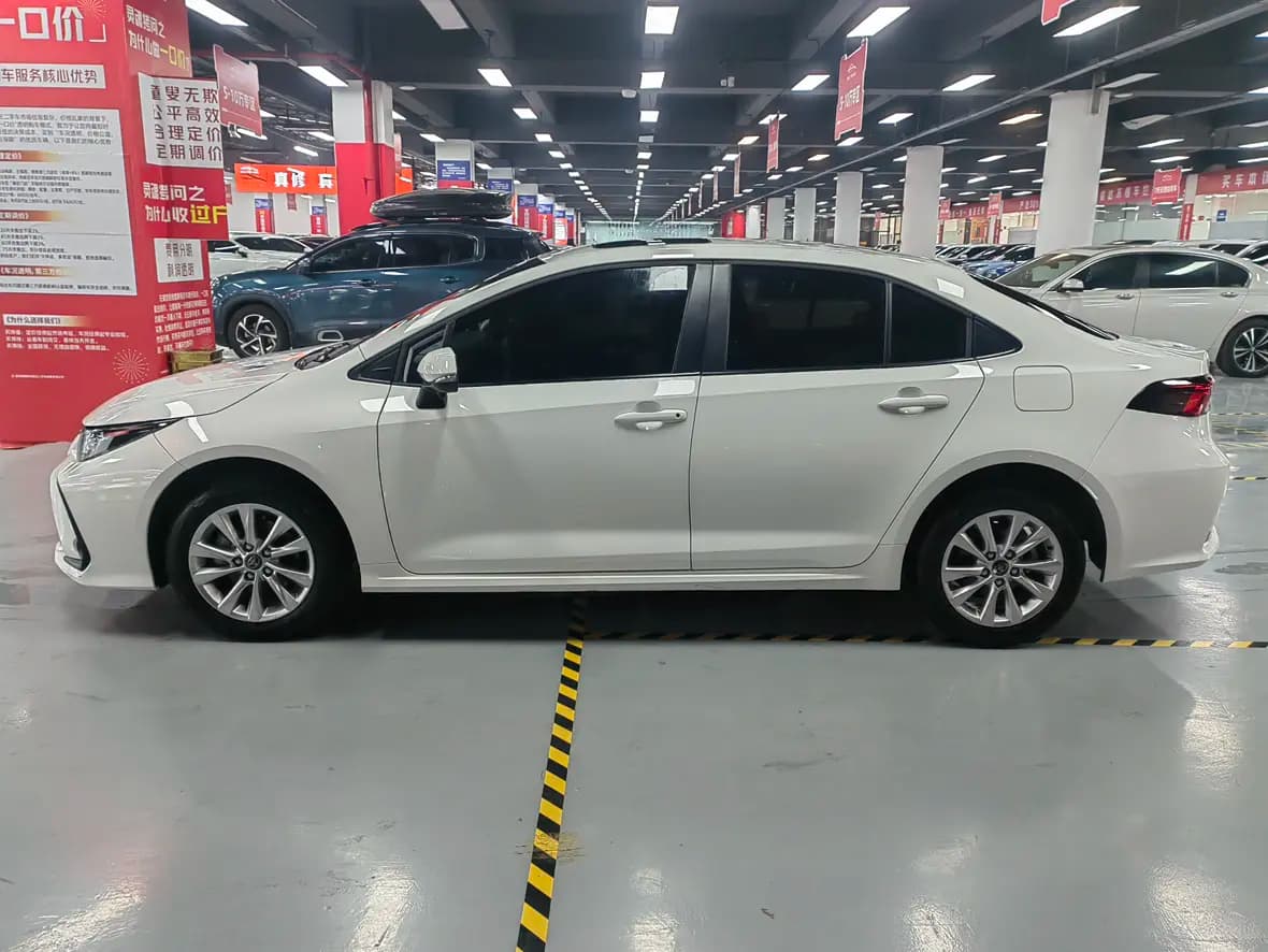 Toyota Corolla 2024 г. 28003 км. — фото 4