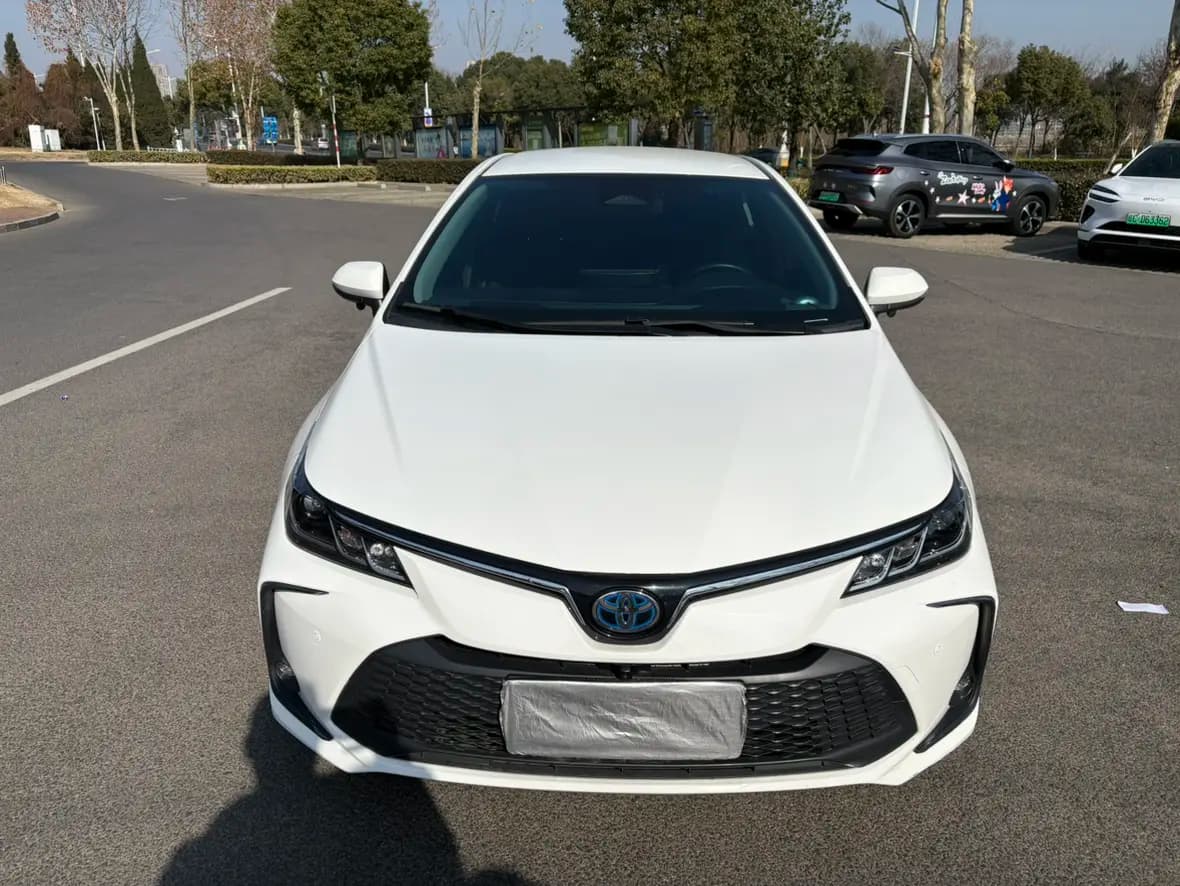 Toyota Corolla 2024 г. 27004 км. — фото 2
