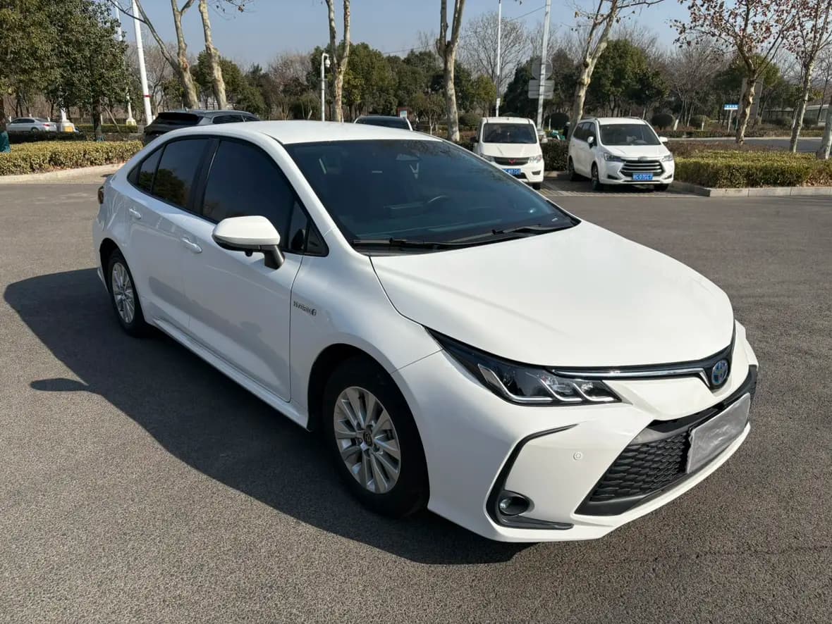 Toyota Corolla 2024 г. 27004 км. — фото 3