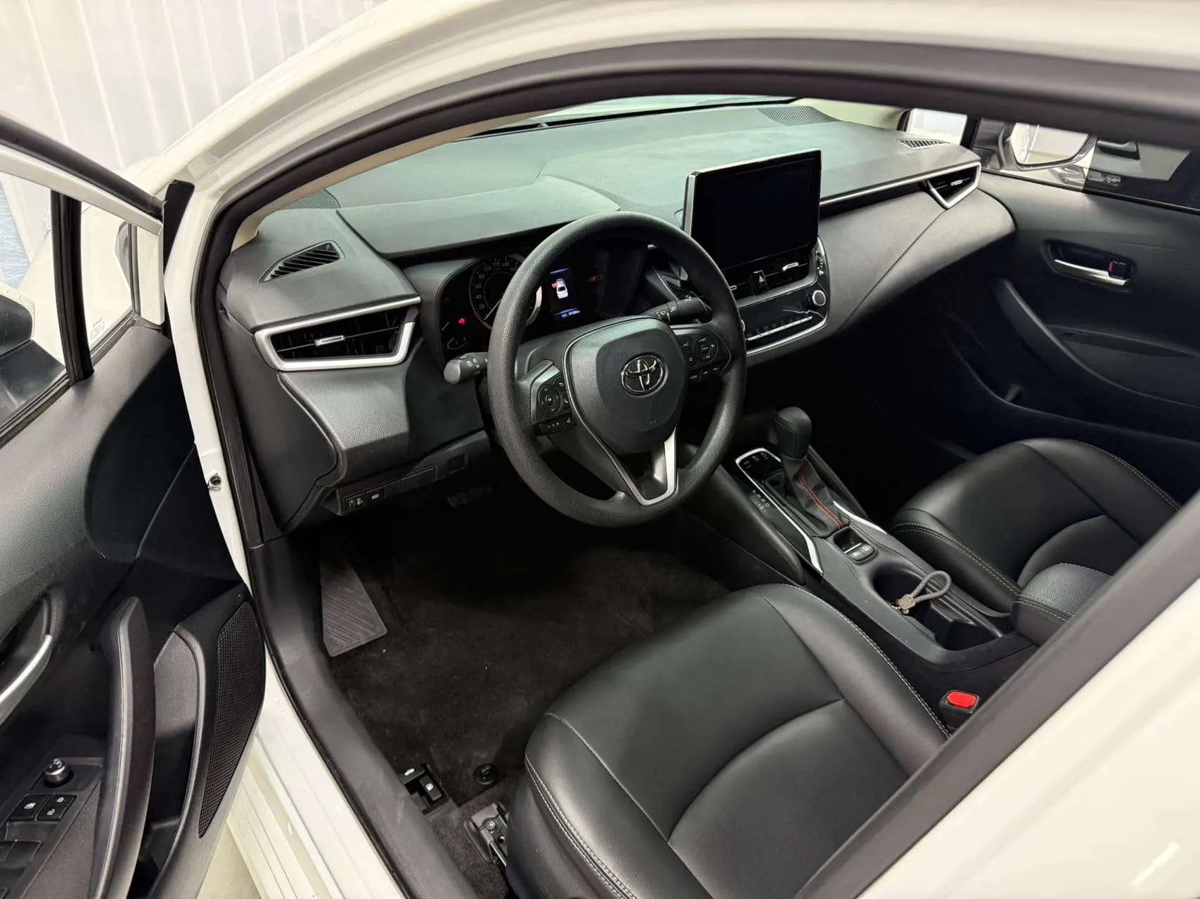 Toyota Corolla 2022 г. 34005 км. — фото 11