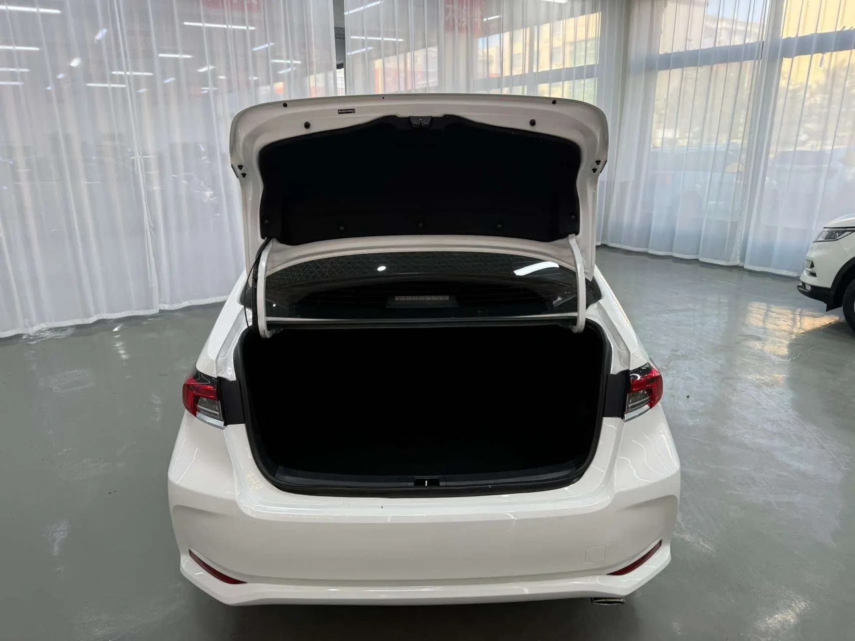 Toyota Corolla 2022 г. 34005 км. — фото 18