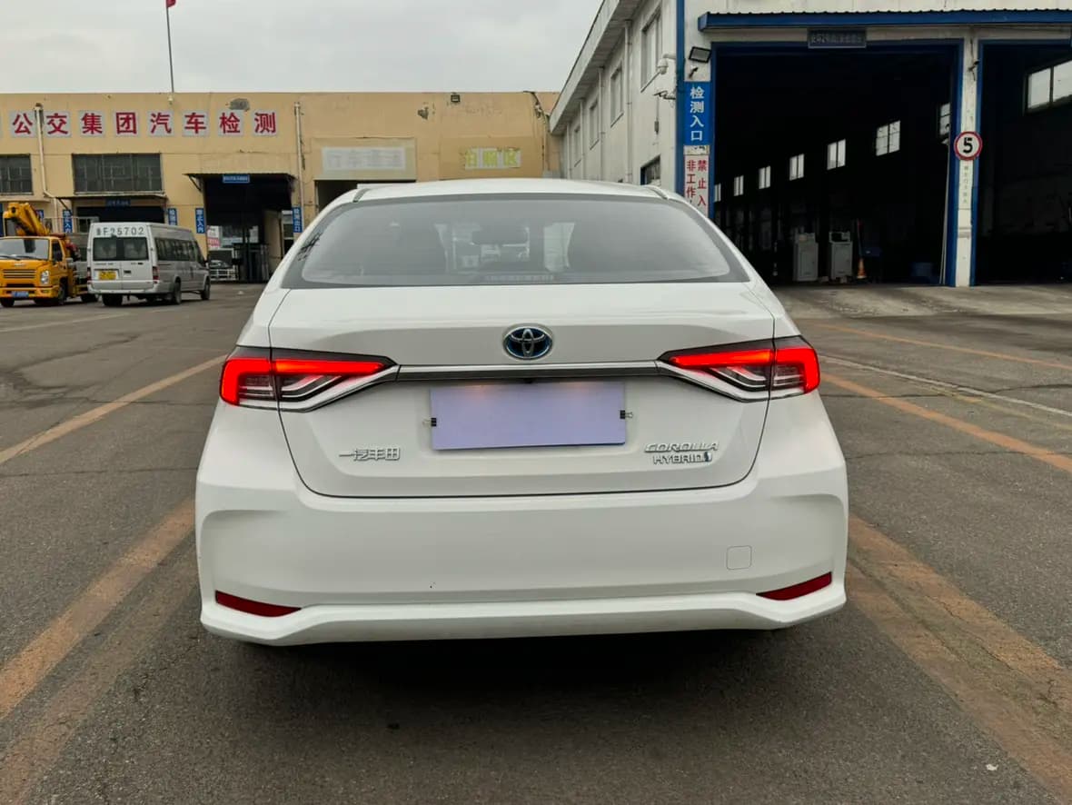 Toyota Corolla 2024 г. 41006 км. — фото 4