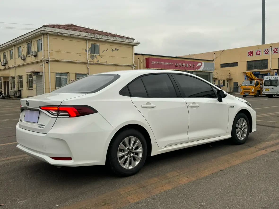 Toyota Corolla 2024 г. 41006 км. — фото 5